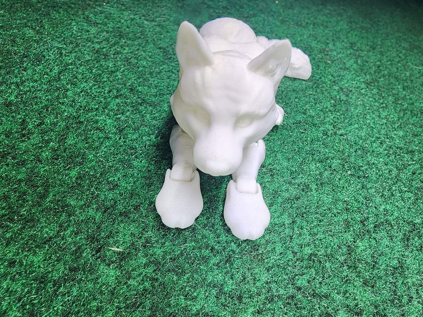 Wolf articulating figurine