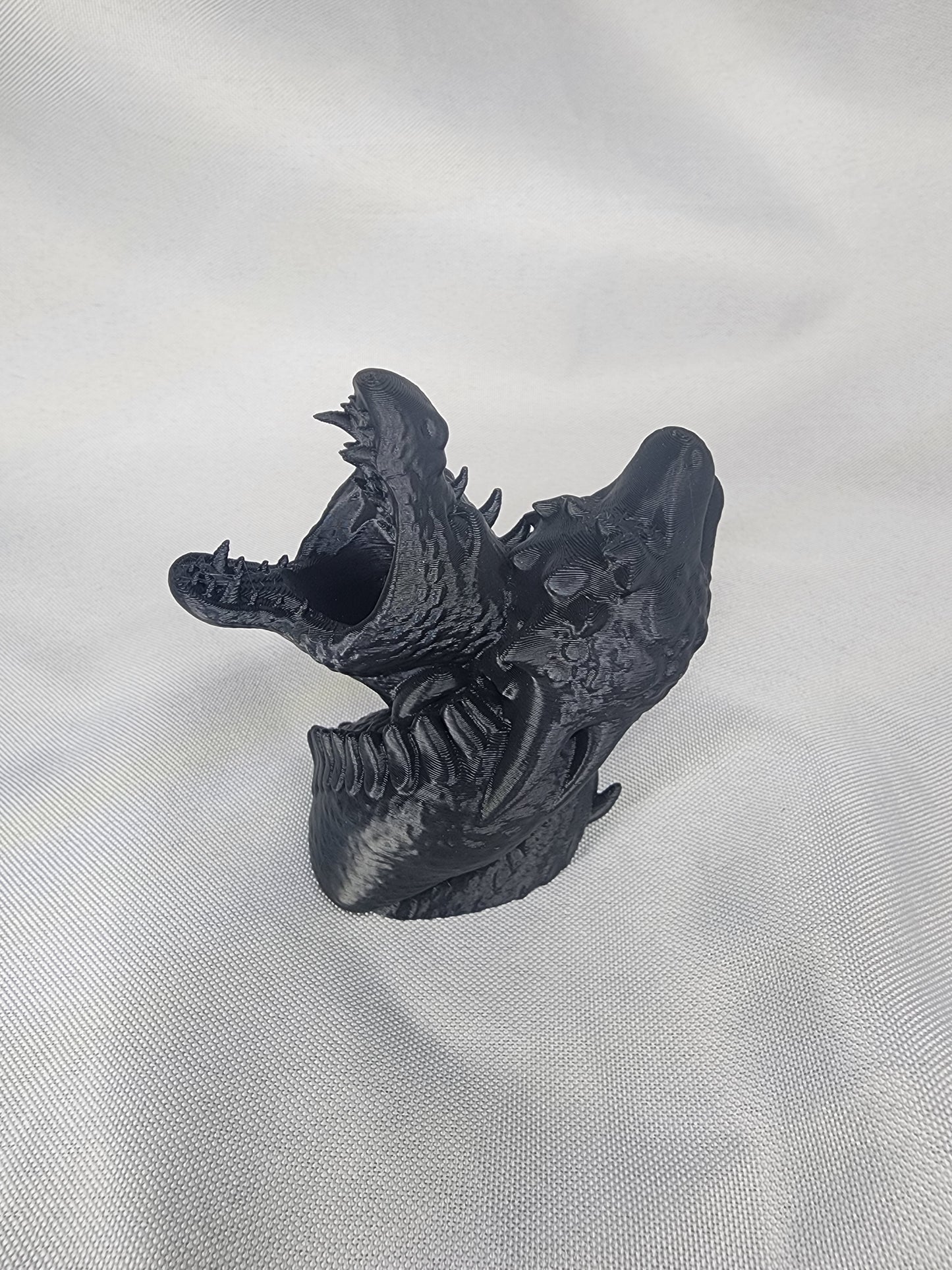 Twin Dragon Pen Holder
