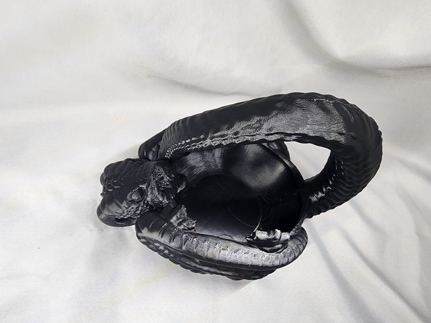 Dragon basket