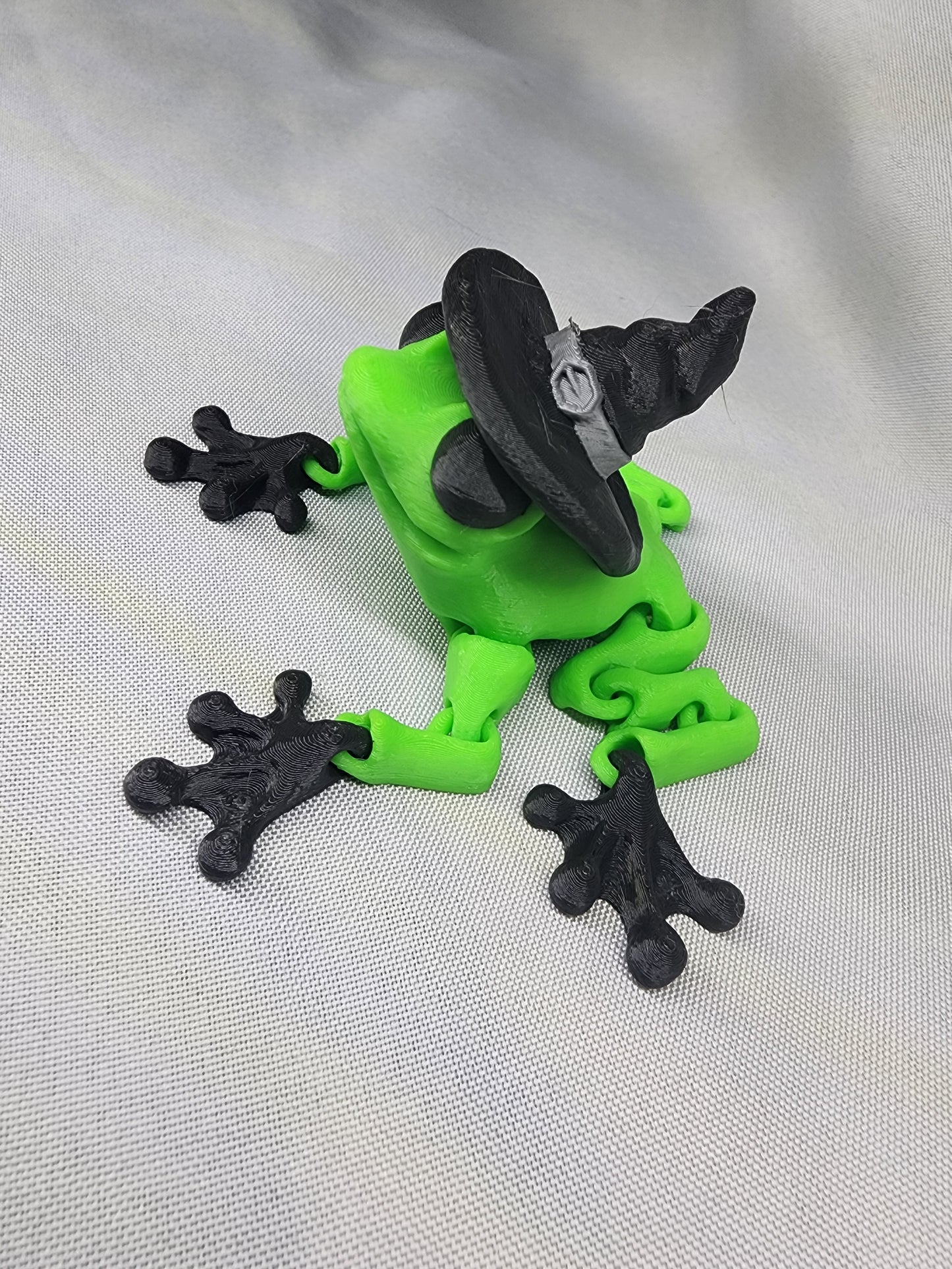 Witch Frog with articulating legs Halloween figurine fidget toy decoration