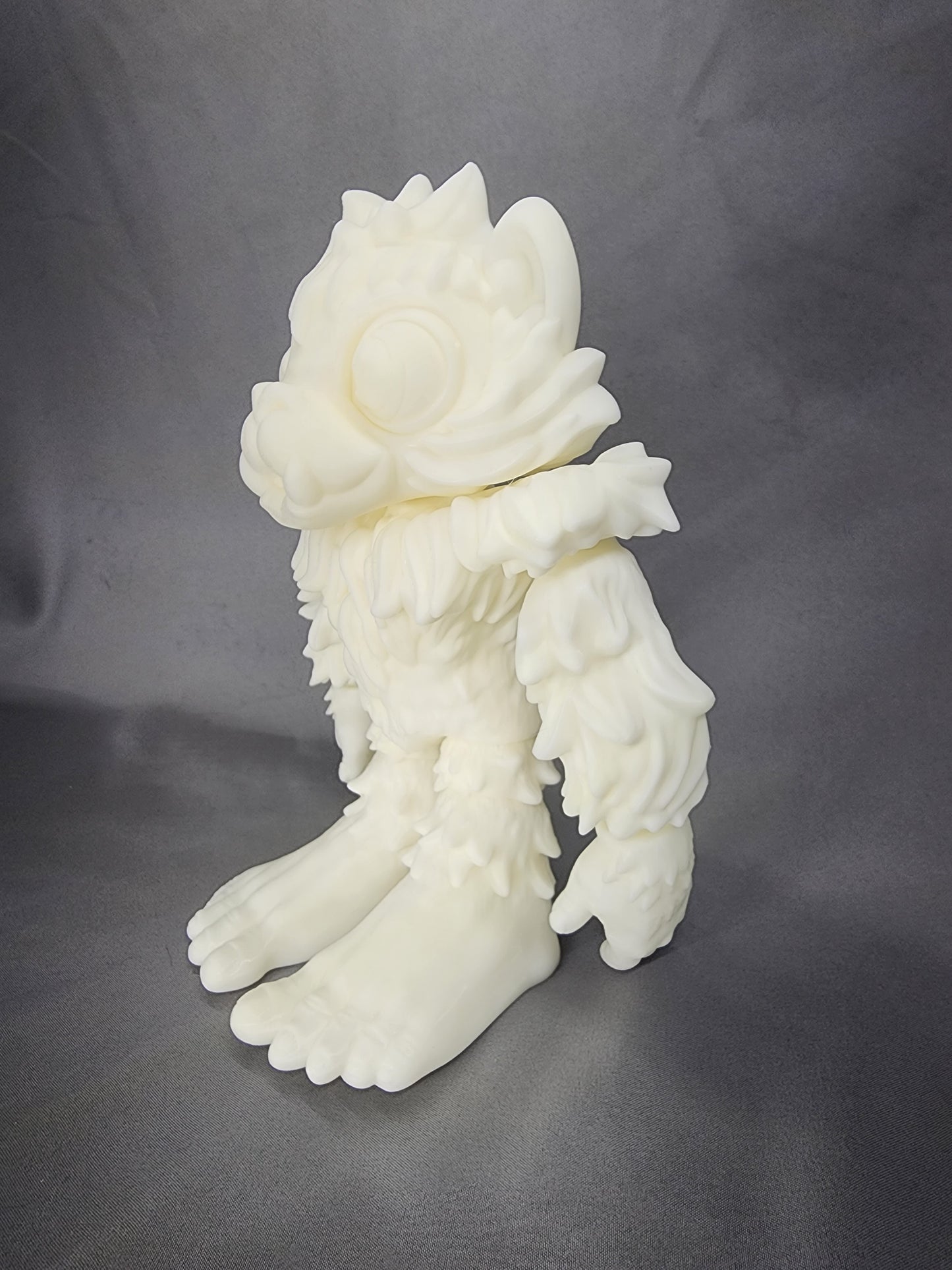 Yeti articulating figurine decoration