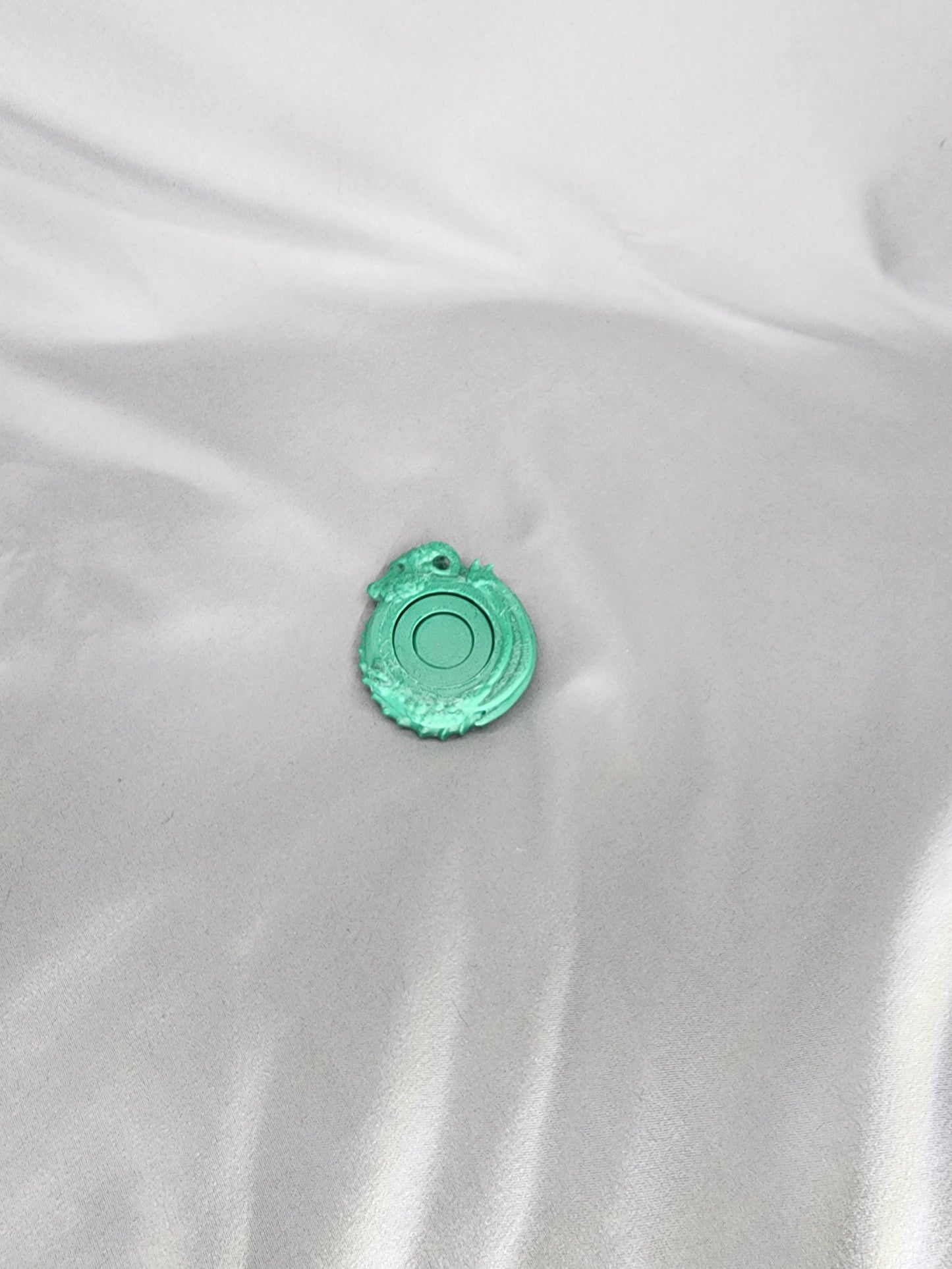 Dragon Gyroid fidget spinner
