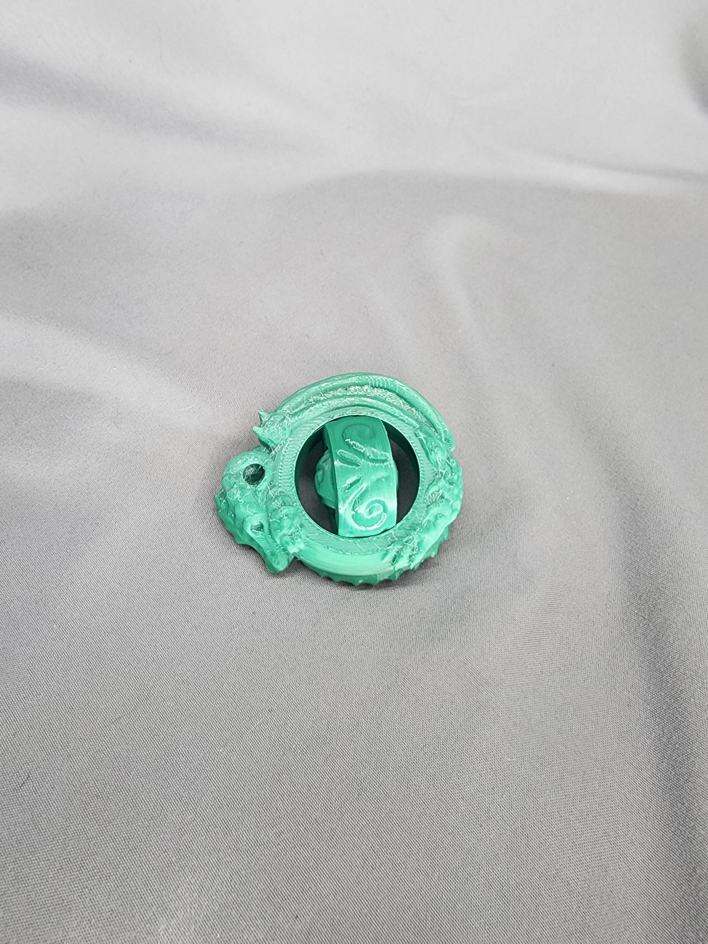 Dragon Gyroid fidget spinner
