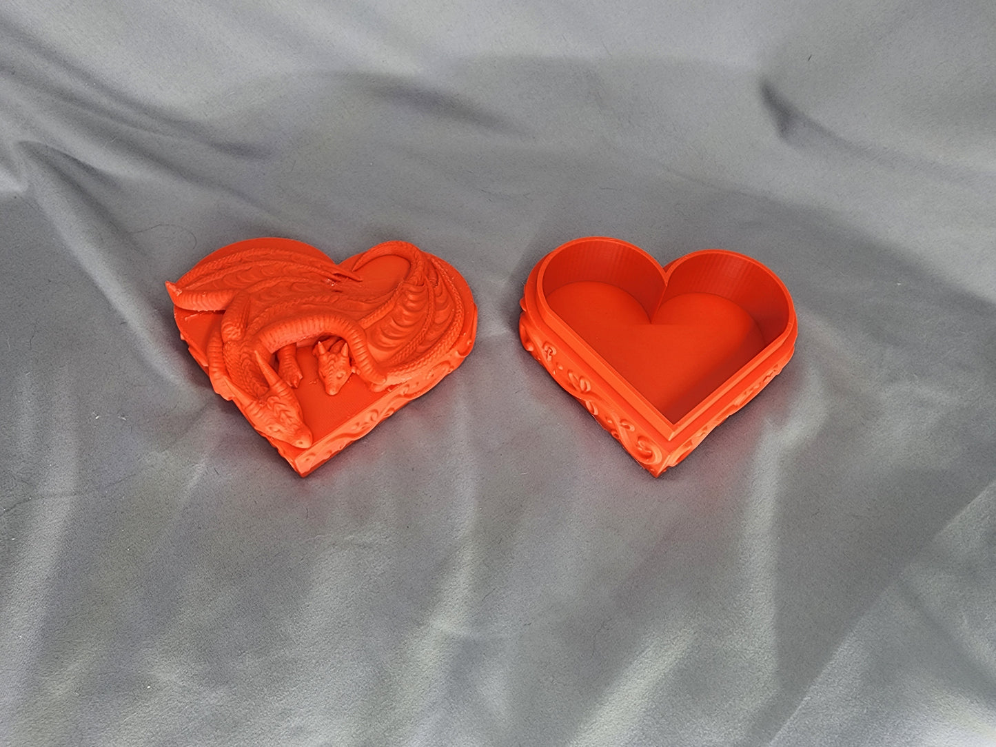 Heart-shaped Dragon box Mother's edition