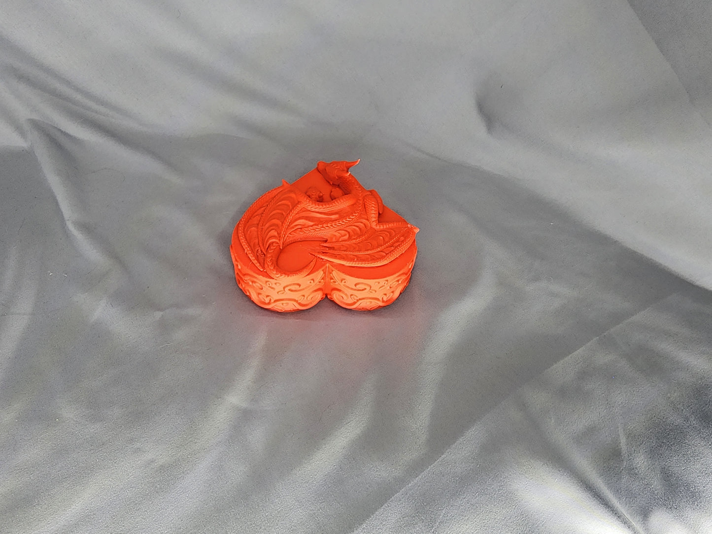 Heart-shaped Dragon box Mother's edition