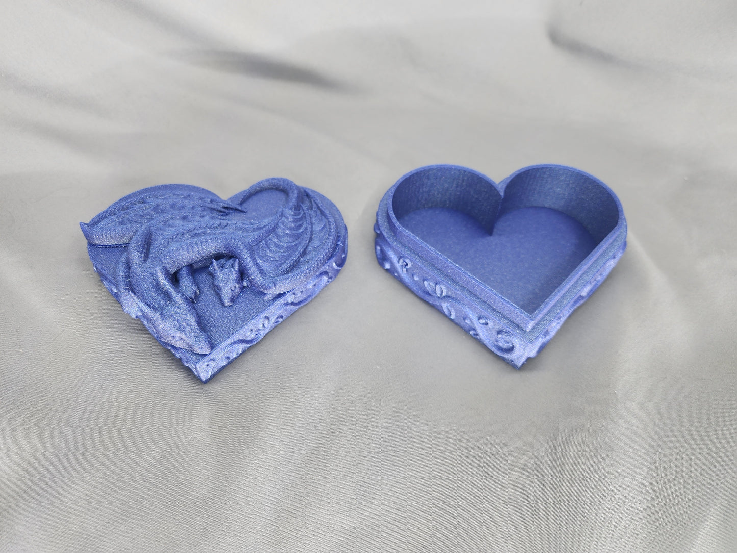 Heart-shaped Dragon box Mother's edition