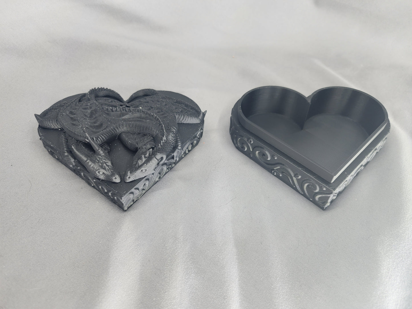 Heart-shaped Dragon box Valentine's edition