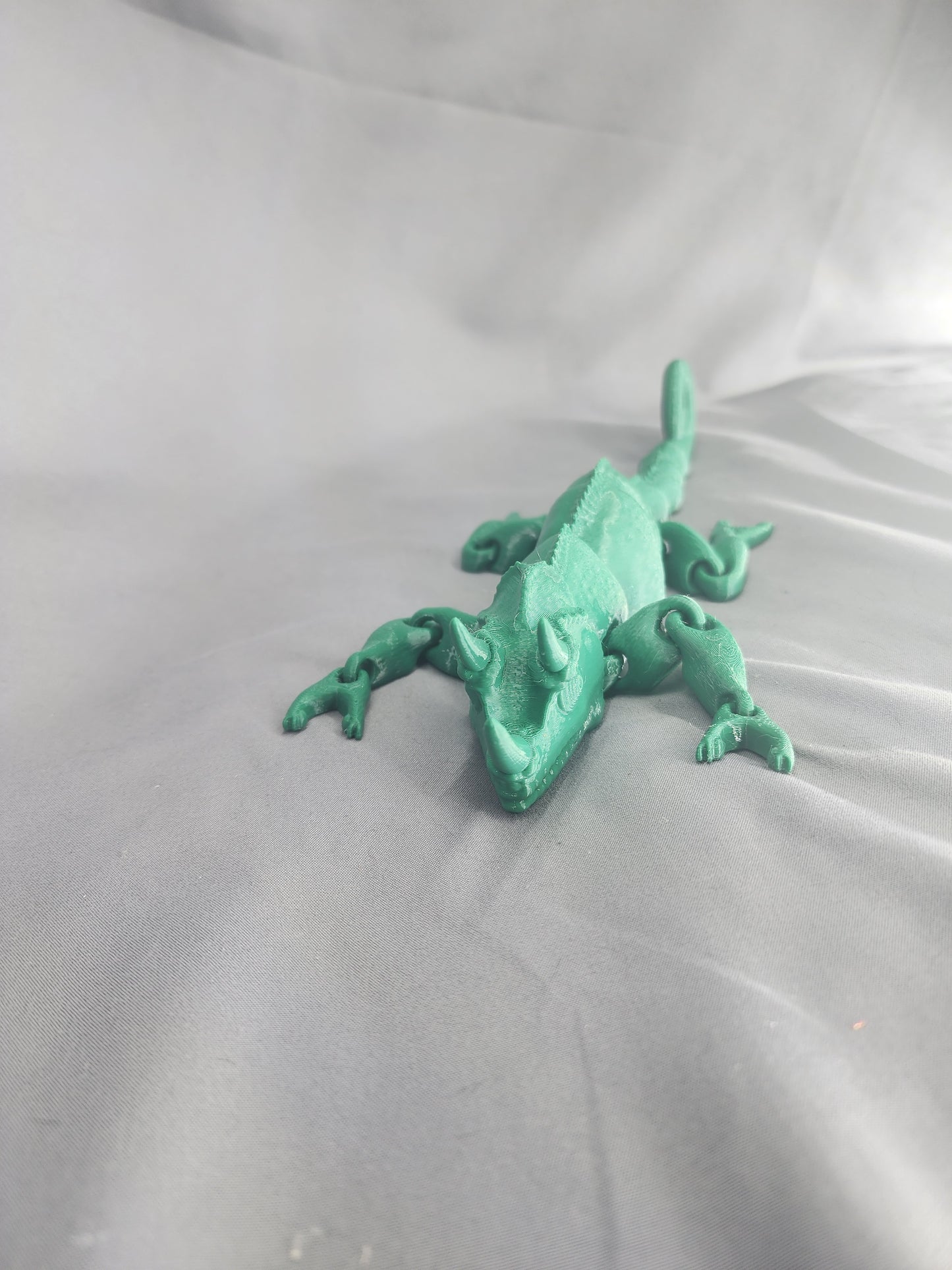 Horned Chameleon articulating figurine