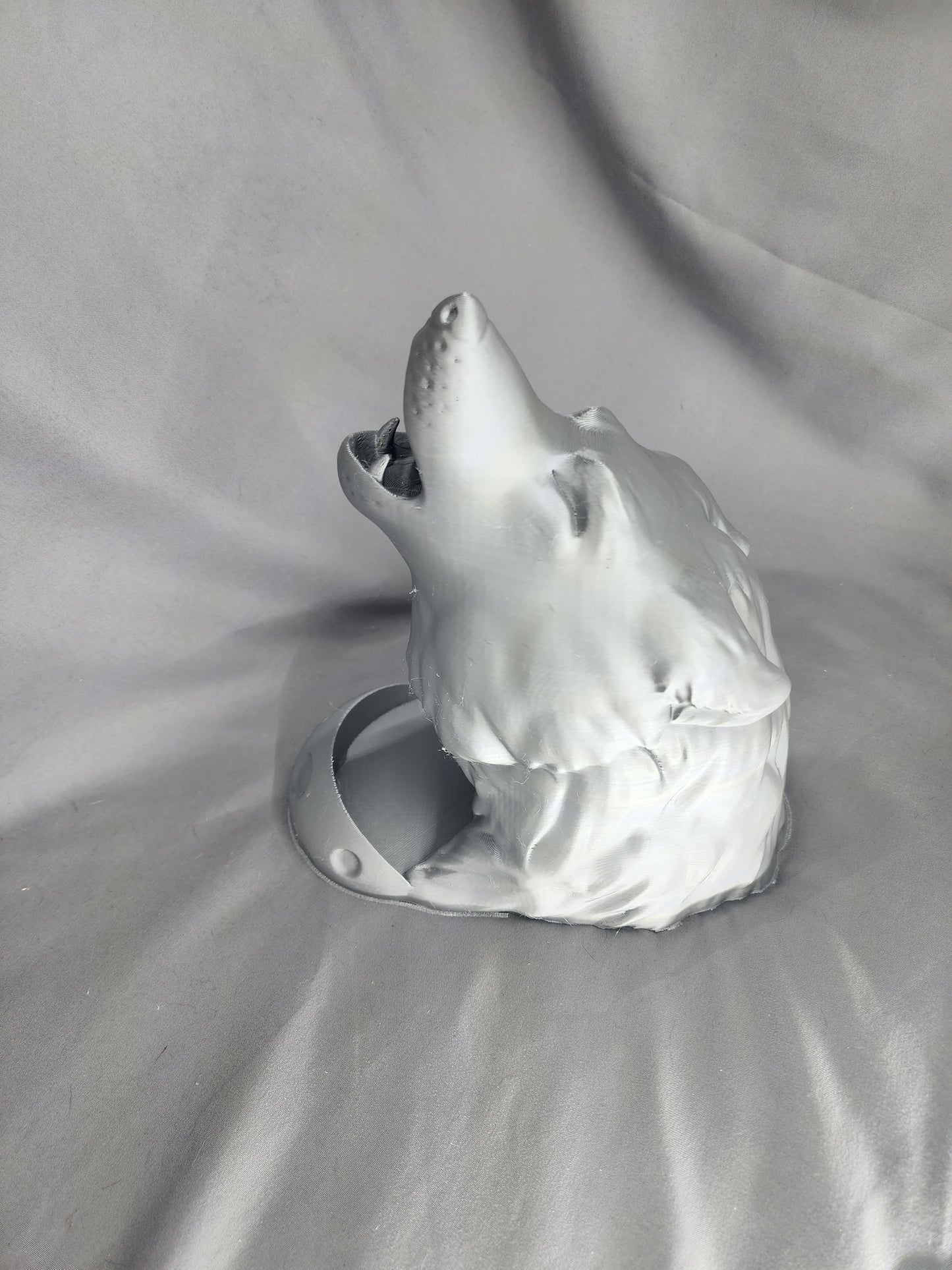 Wolf Head Howling Dice Tower