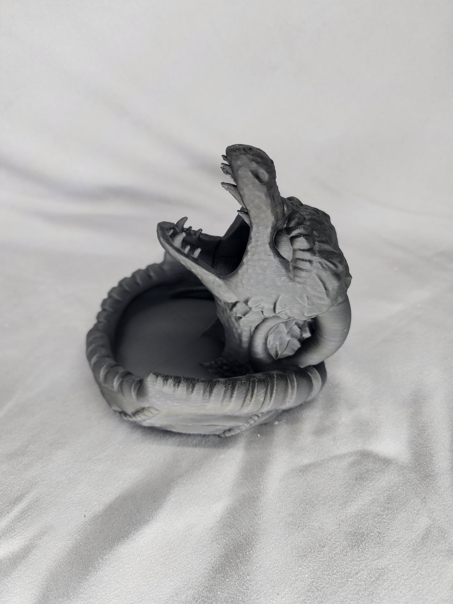 Mini Dragon Head Dice Tower