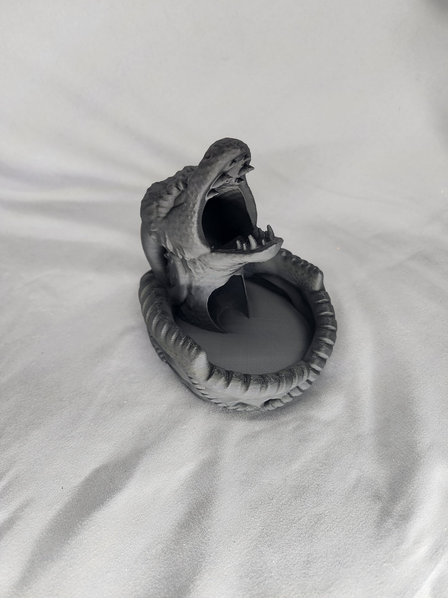 Mini Dragon Head Dice Tower