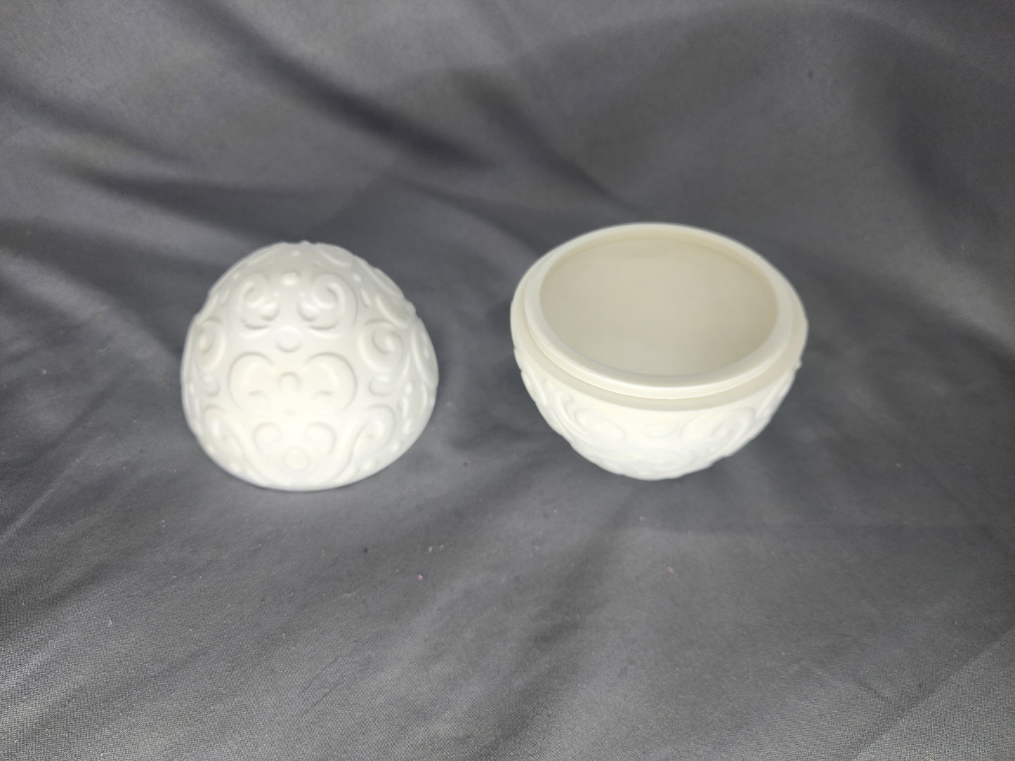 Decorated Motif Dragon Egg