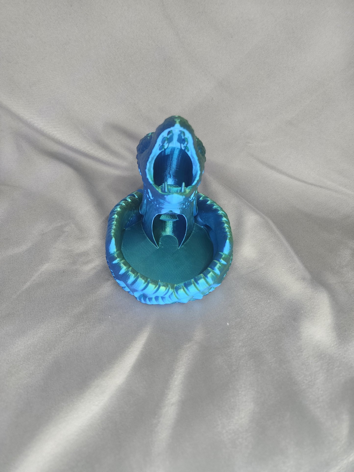 Mini Dragon Head Dice Tower
