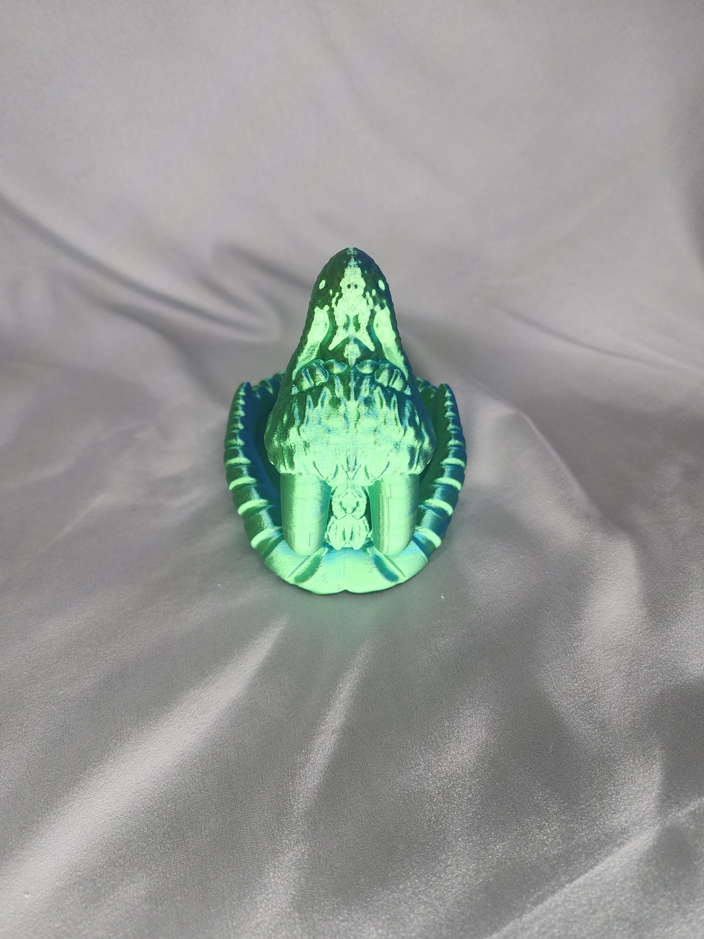 Mini Dragon Head Dice Tower
