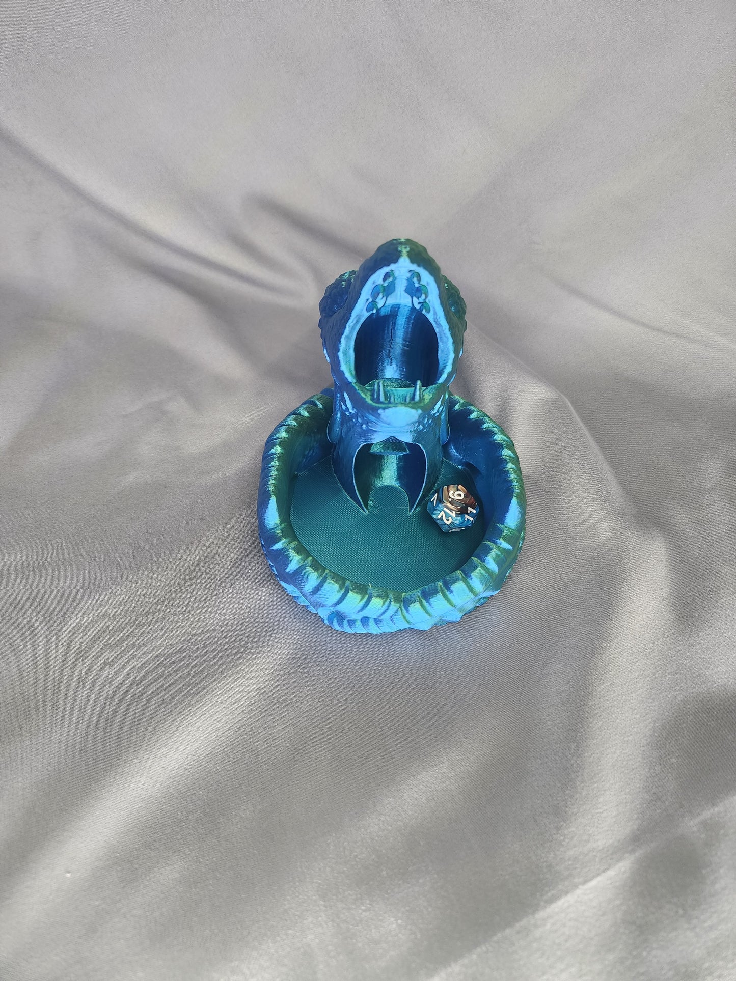 Mini Dragon Head Dice Tower
