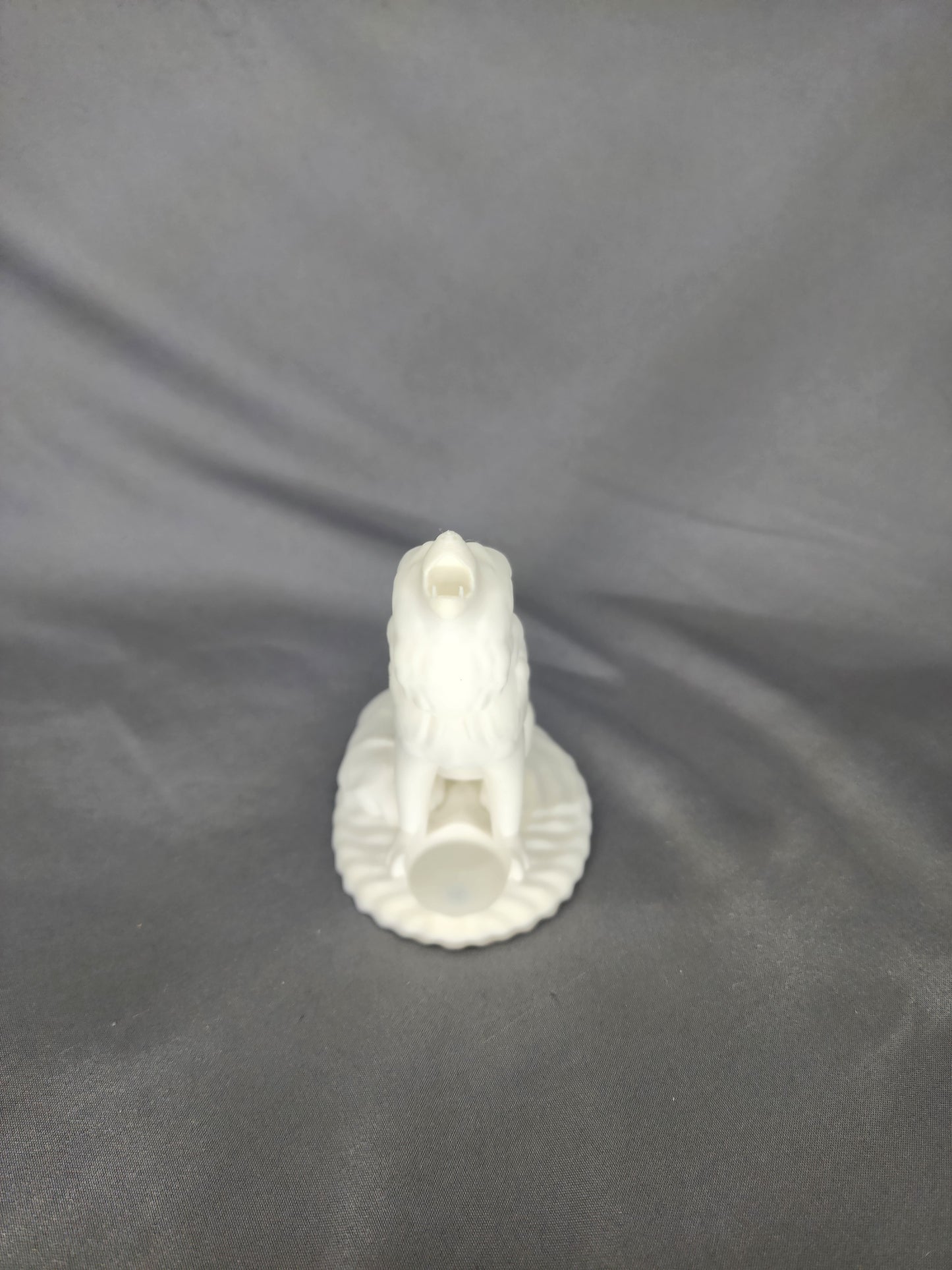 Wolf Howling Sitting Dice Guardian figurine