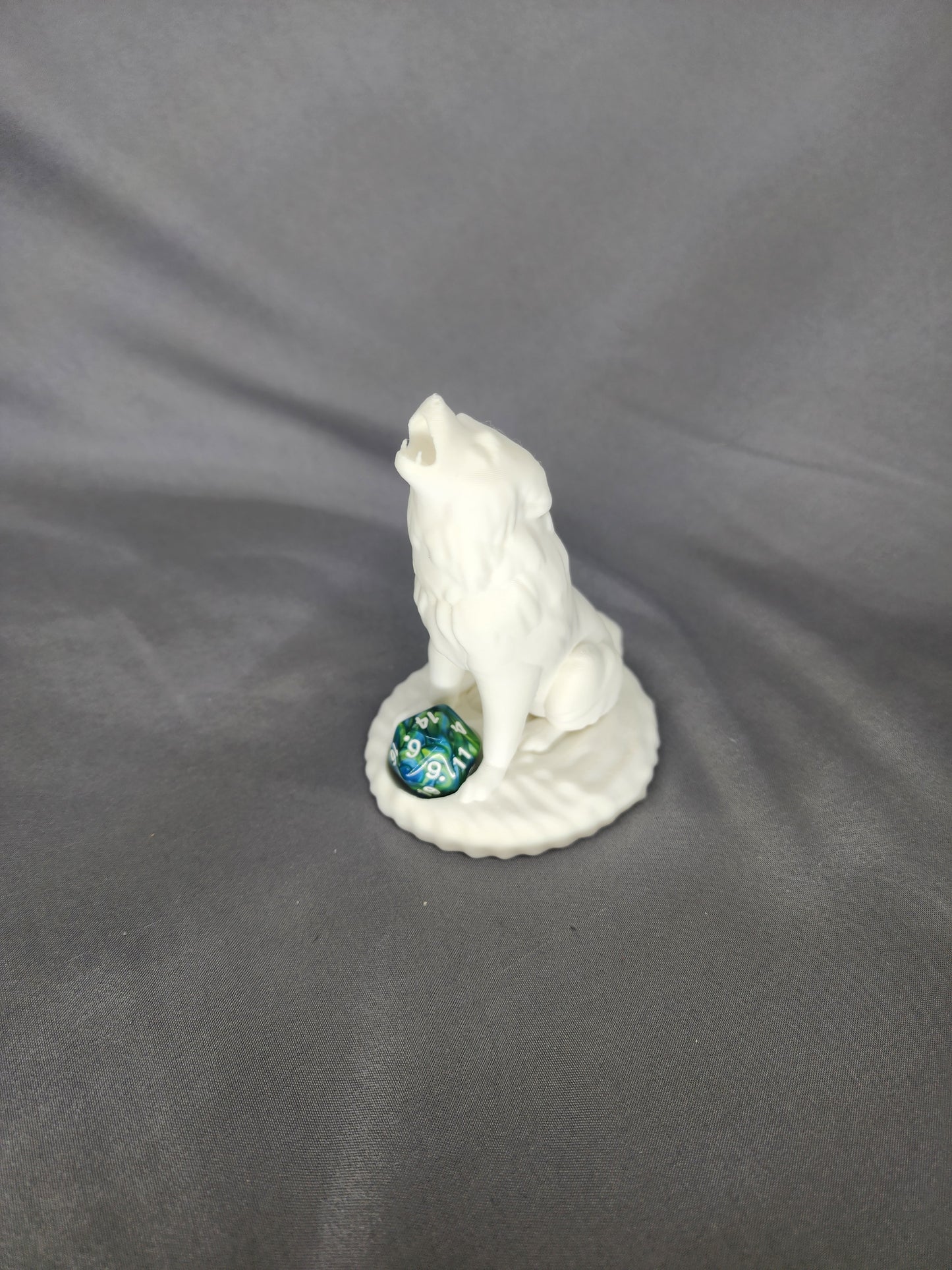Wolf Howling Sitting Dice Guardian figurine