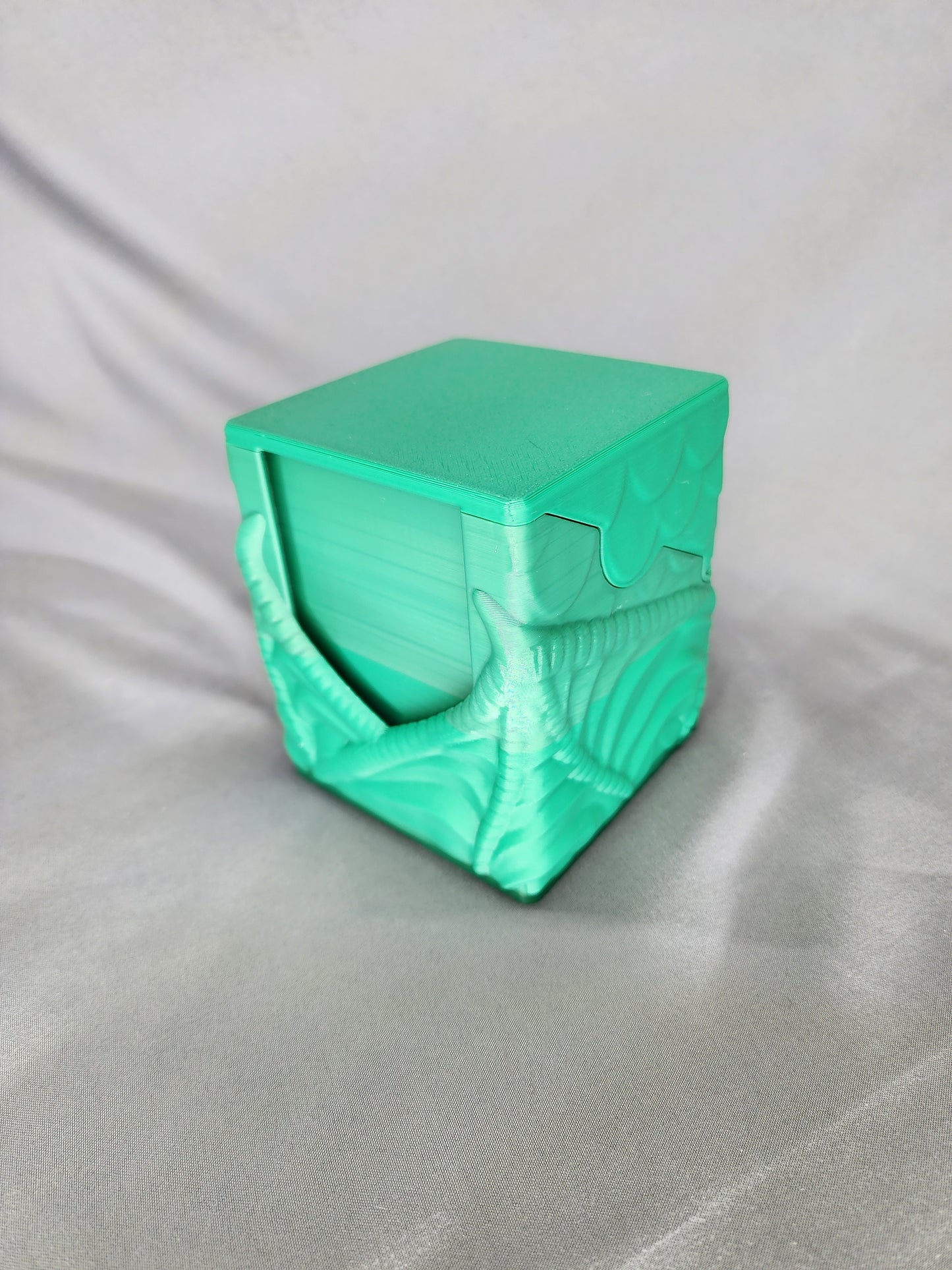 Dragon Card Deck Box with front card insert