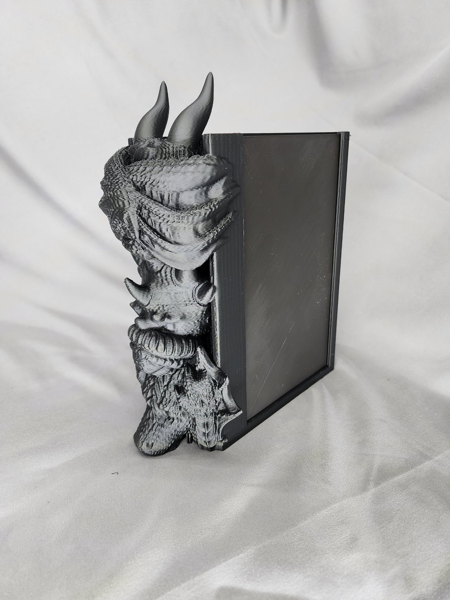 Dragon Book Nook - Hear No Evil, Speak No Evil, See No Evil