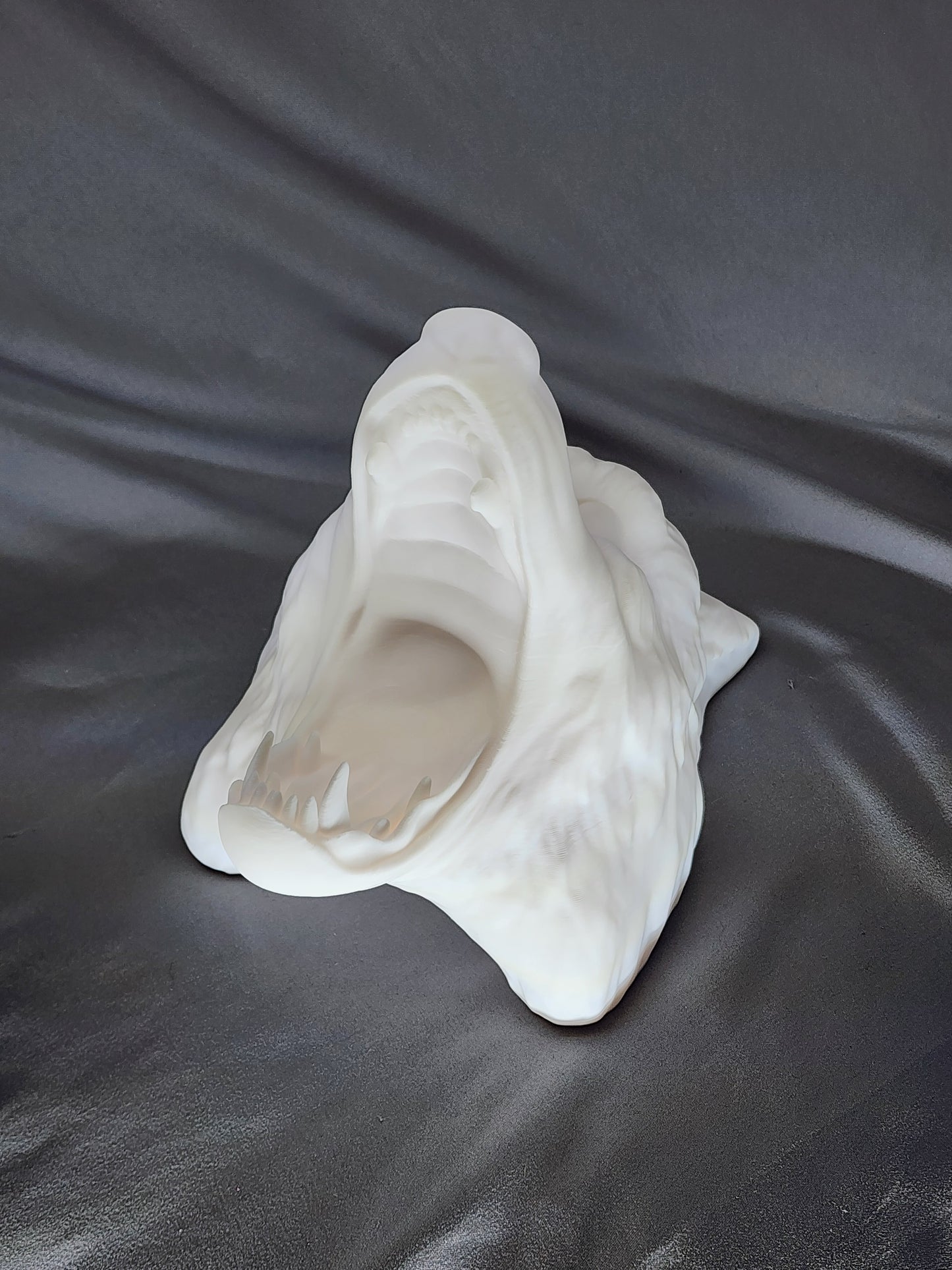 Wolf Head Controller Holder decor desktop or wall mounted for your gaming setup