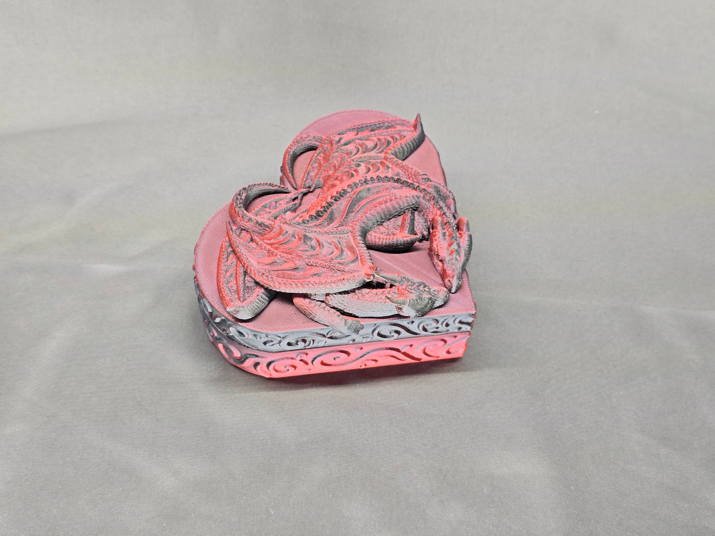 Heart-shaped Dragon box Valentine's edition