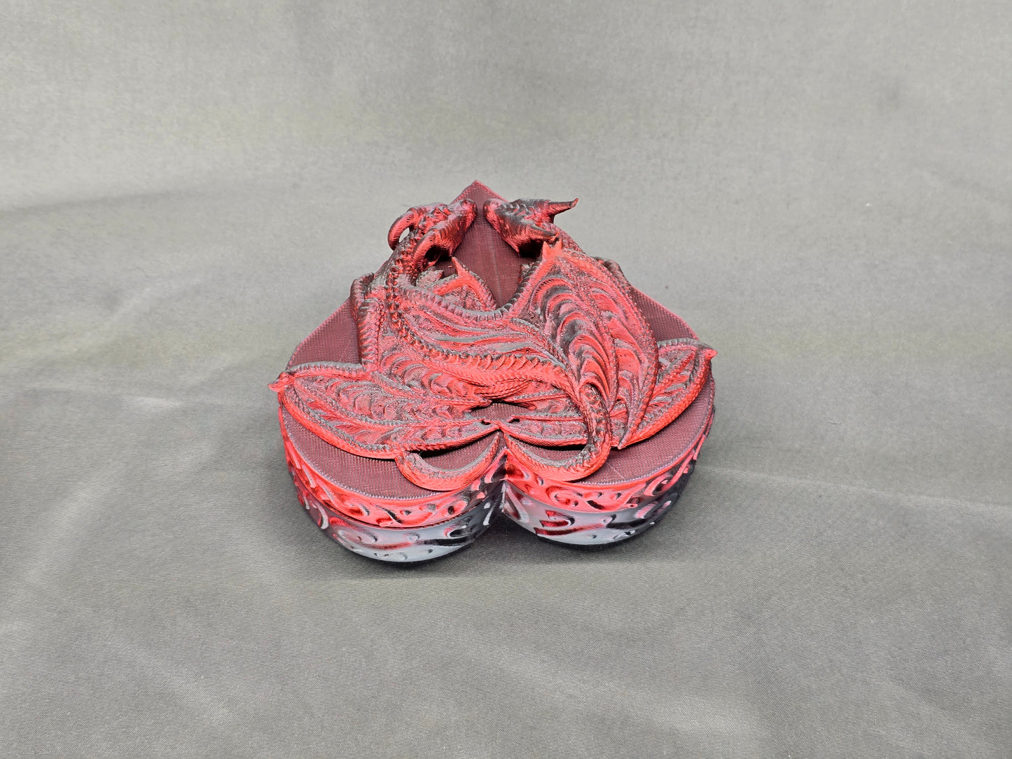 Heart-shaped Dragon box Valentine's edition