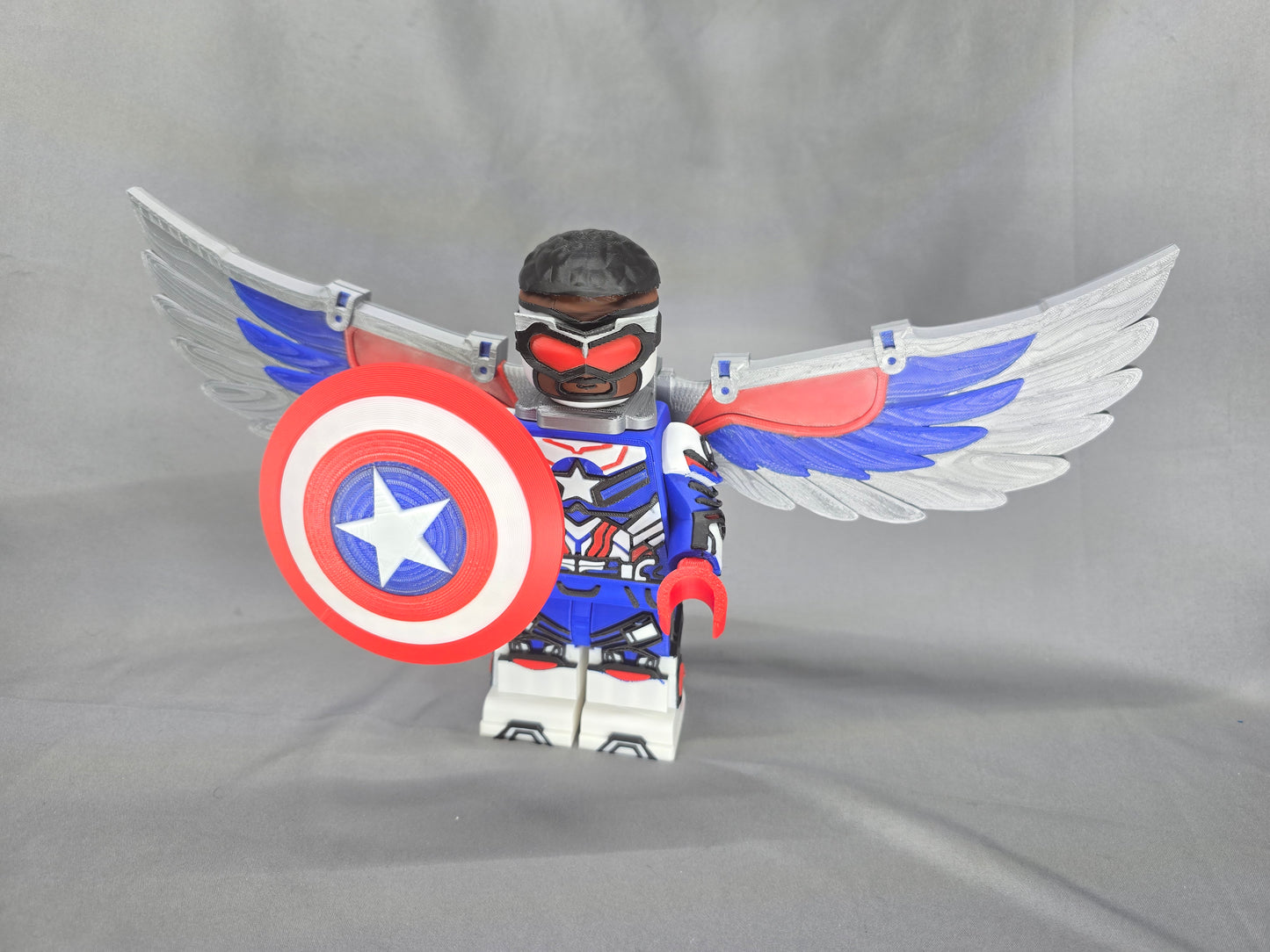Big Block Winged American Soldier Captain articulating figurine