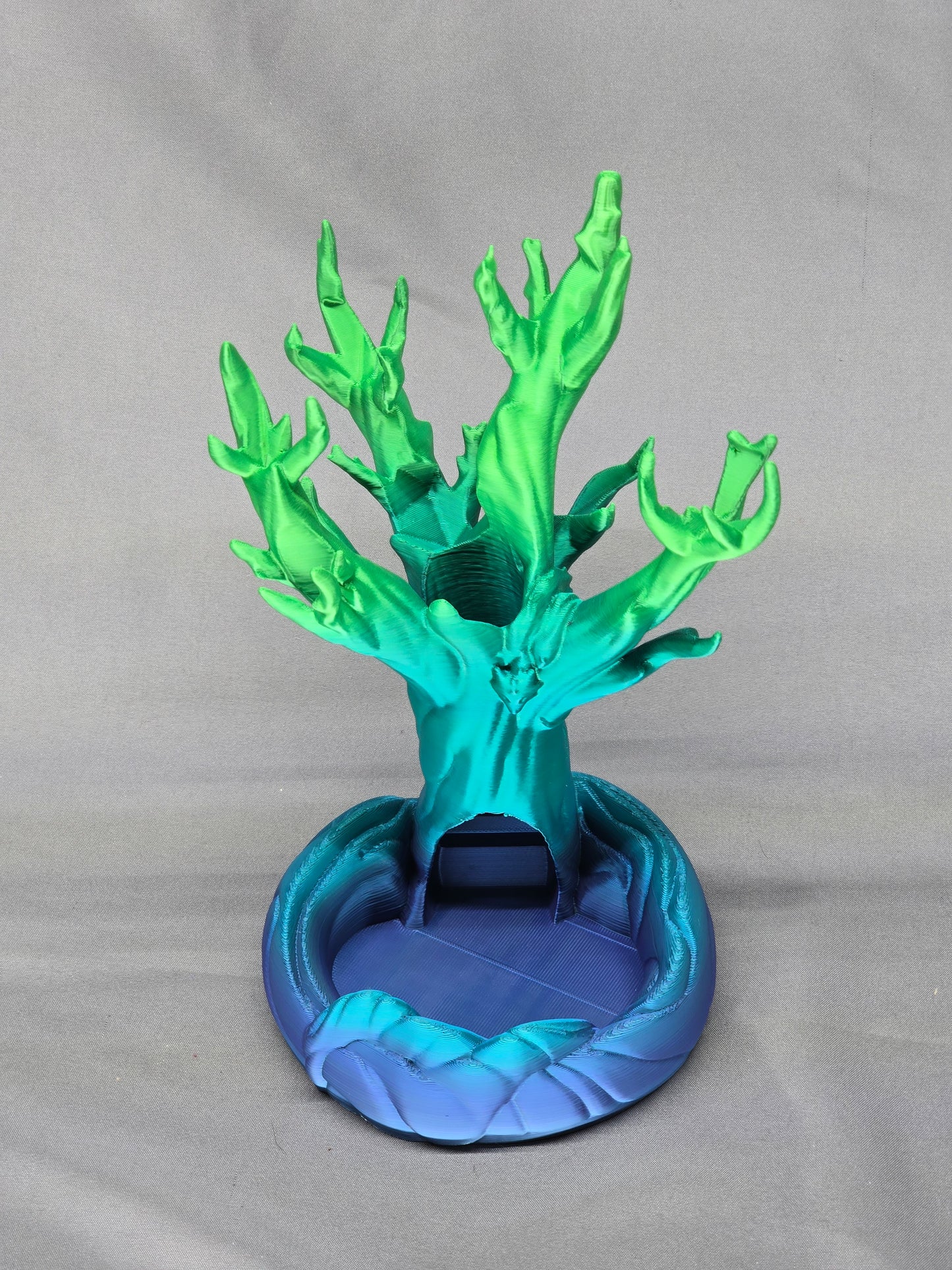 Haunted Tree Dice Tower decoration