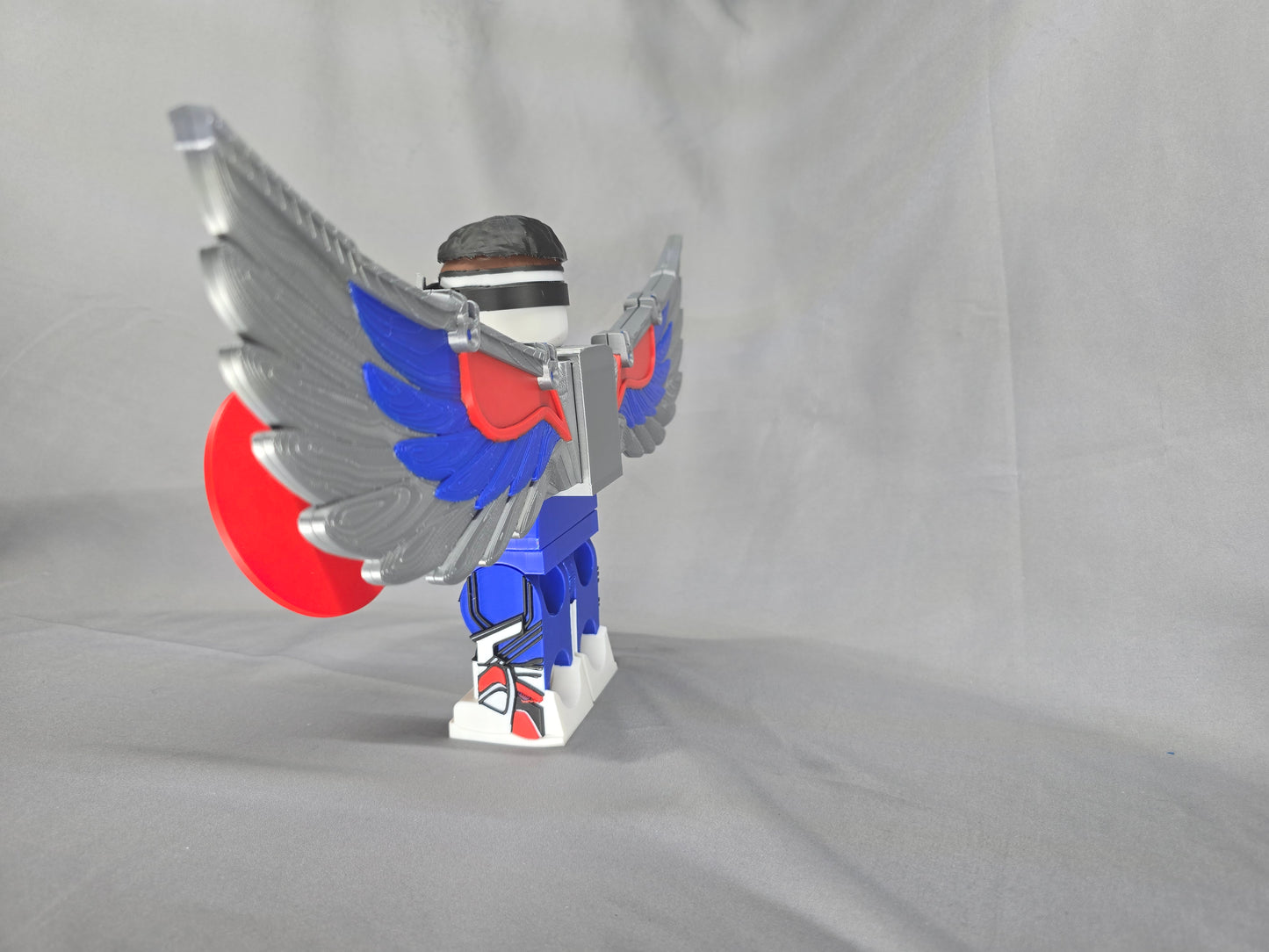 Big Block Winged American Soldier Captain articulating figurine