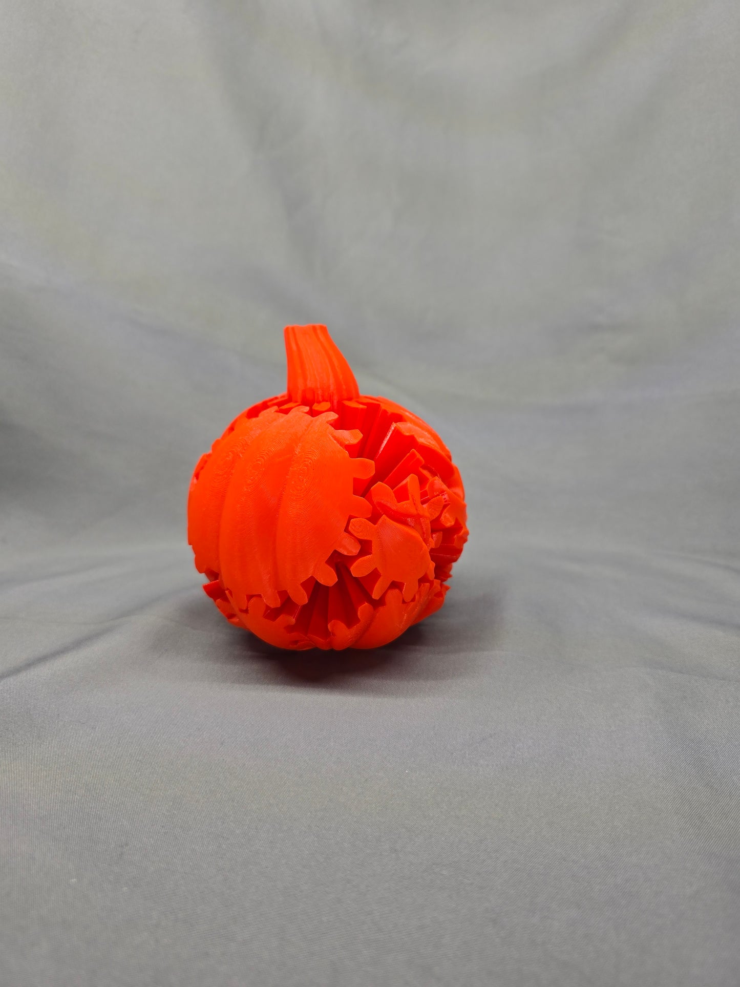 Jackolantern Gear Head rotating articulating figurine decoration fidget for Halloween