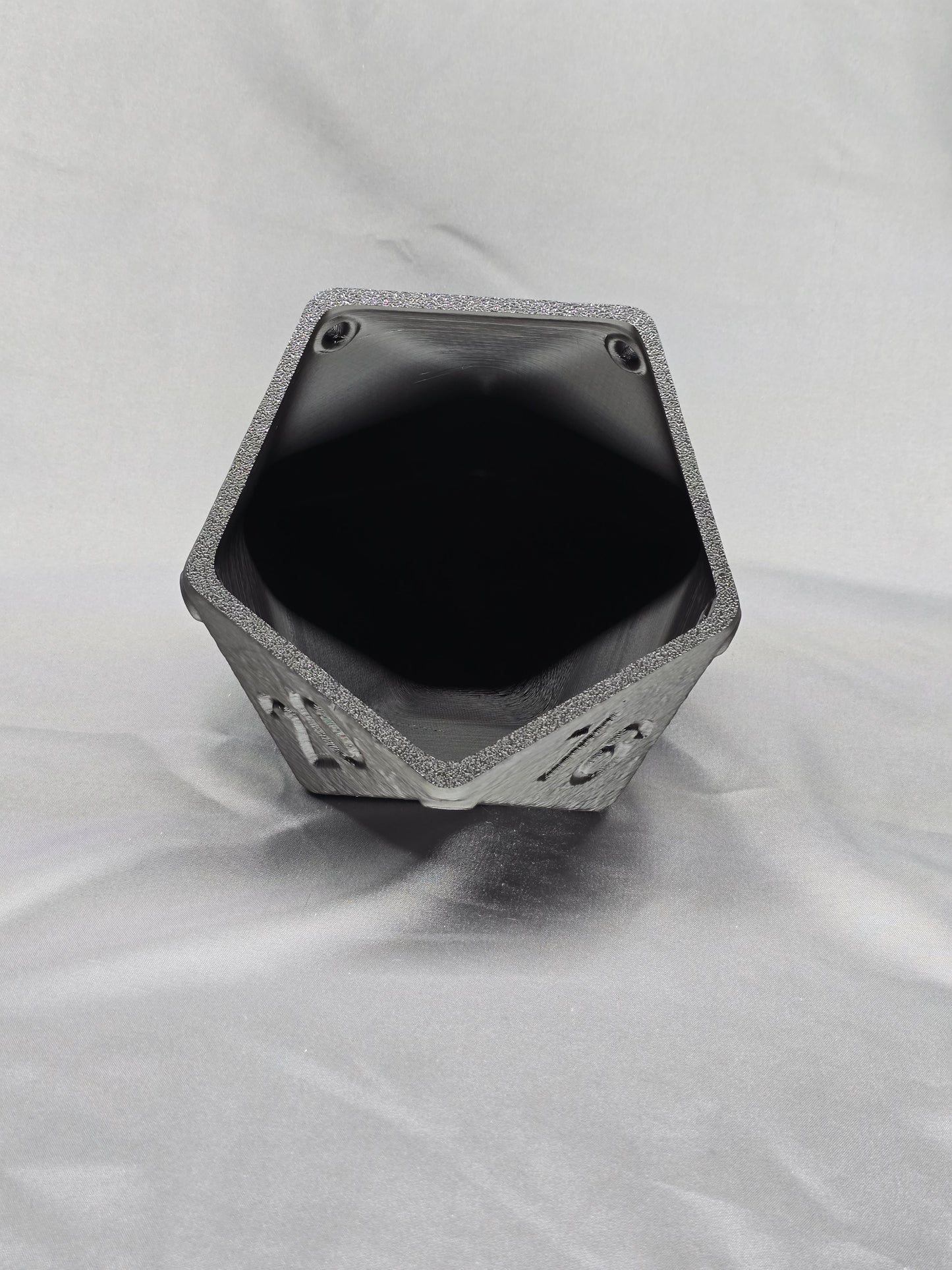D20 Dice Planter hanger bowl