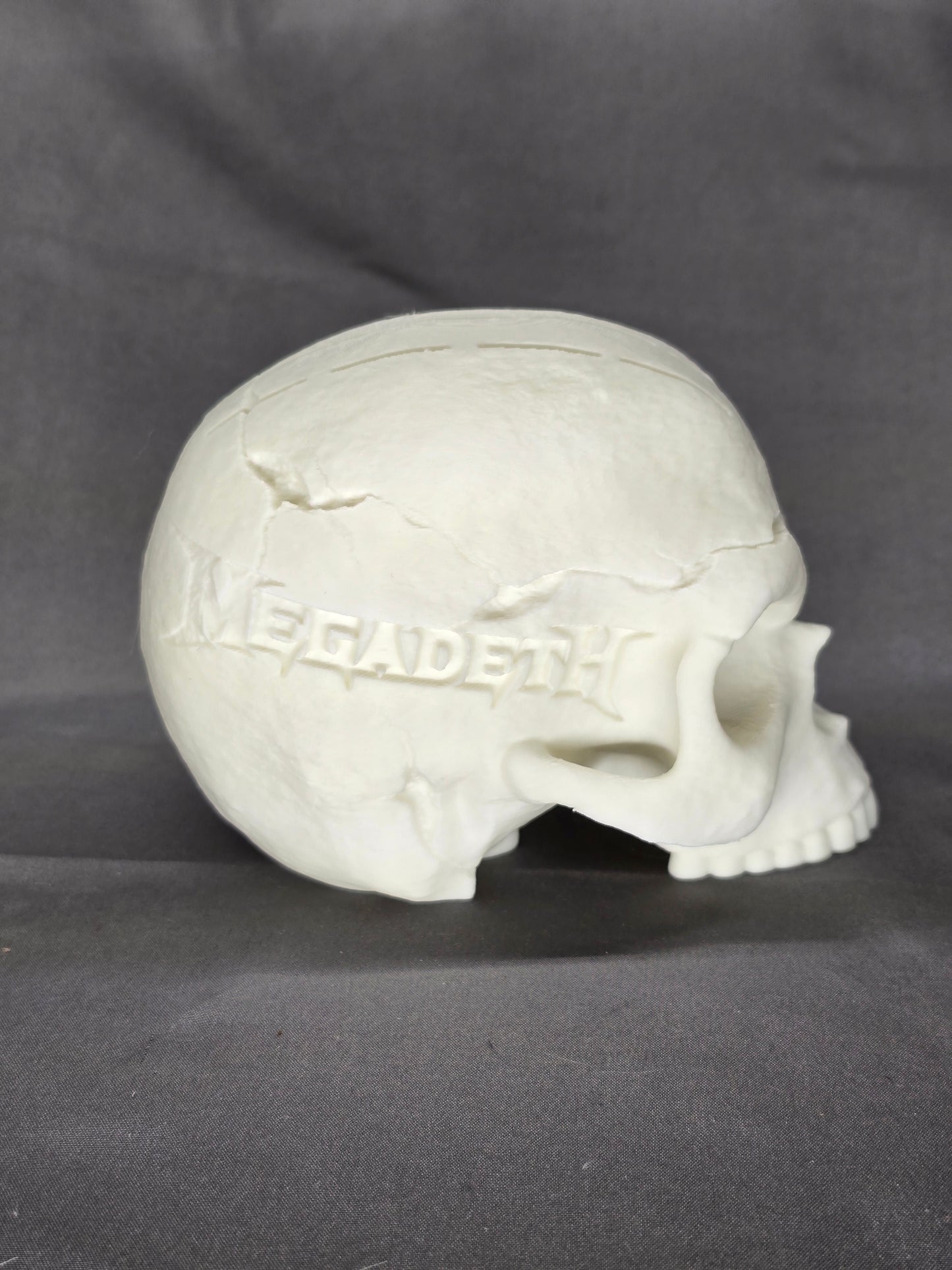 Guitar Pick Mohawk Band Engraved Skull decoration