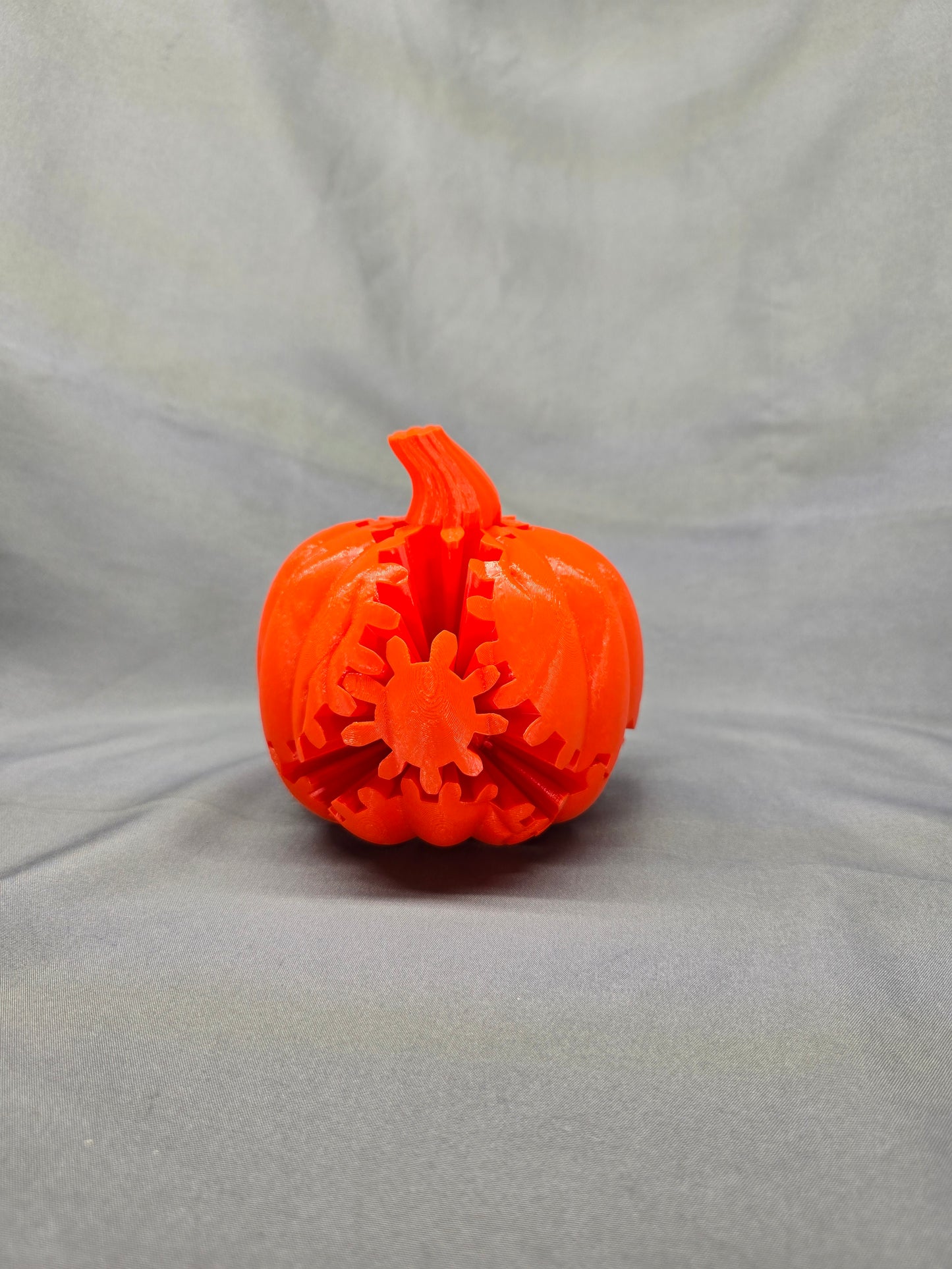 Jackolantern Gear Head rotating articulating figurine decoration fidget for Halloween