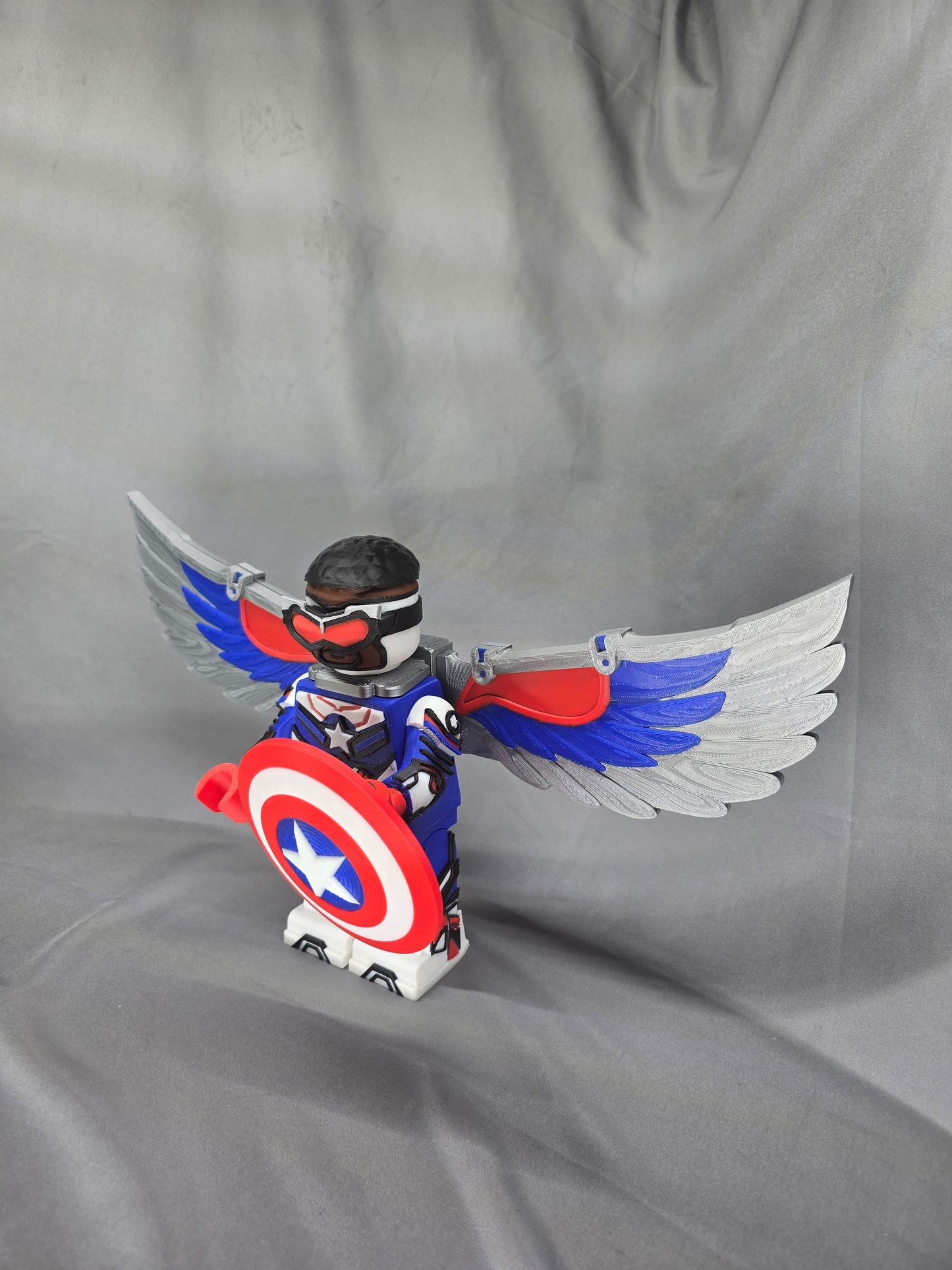 Big Block Winged American Soldier Captain articulating figurine