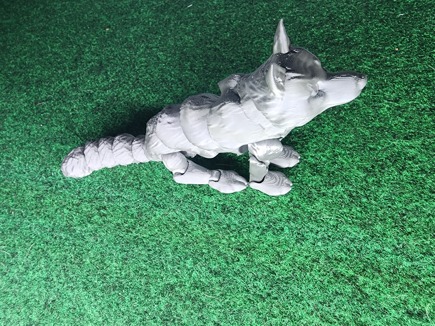 Wolf articulating figurine