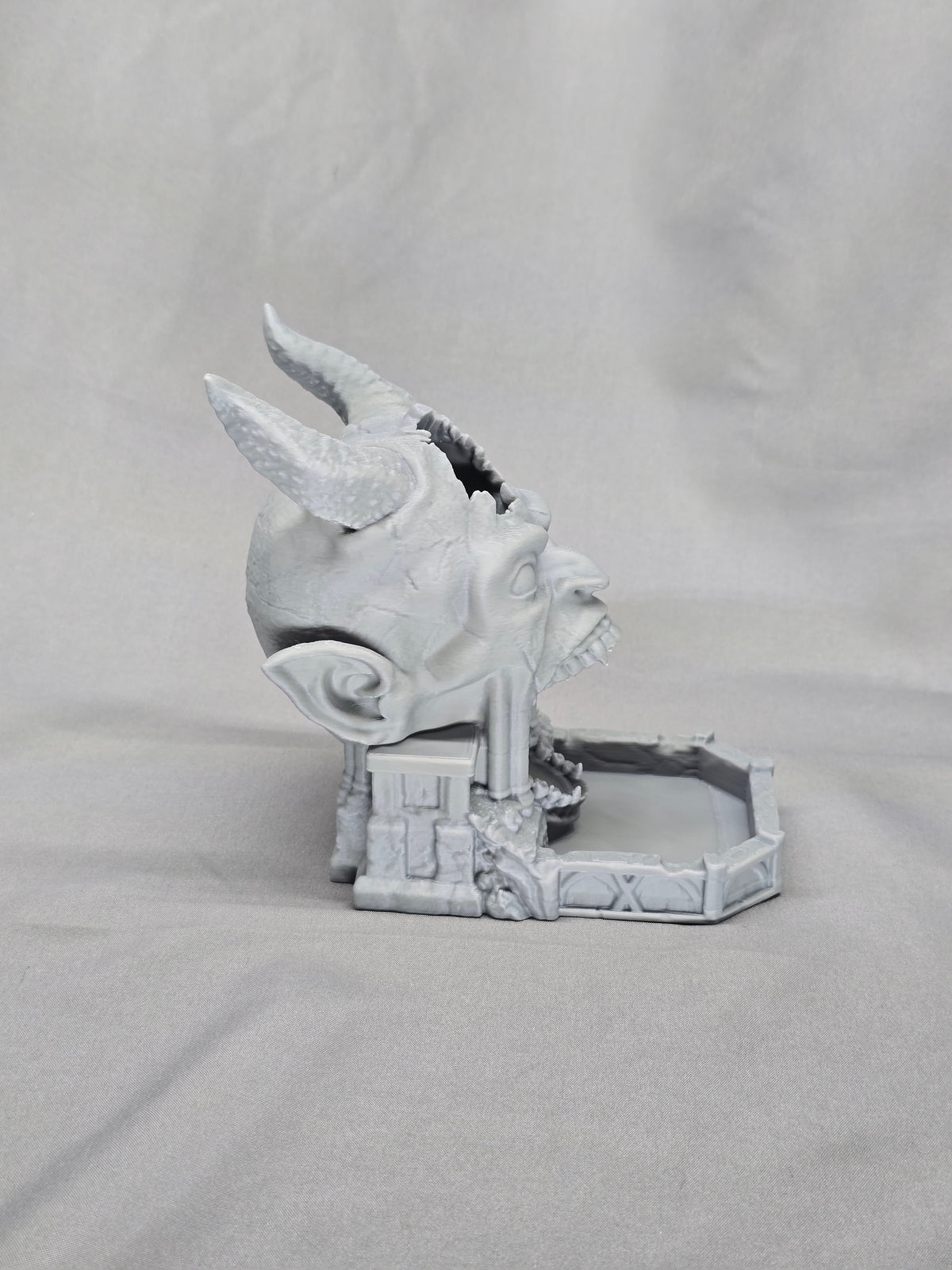 Gargoyle Head Mini Dice Tower