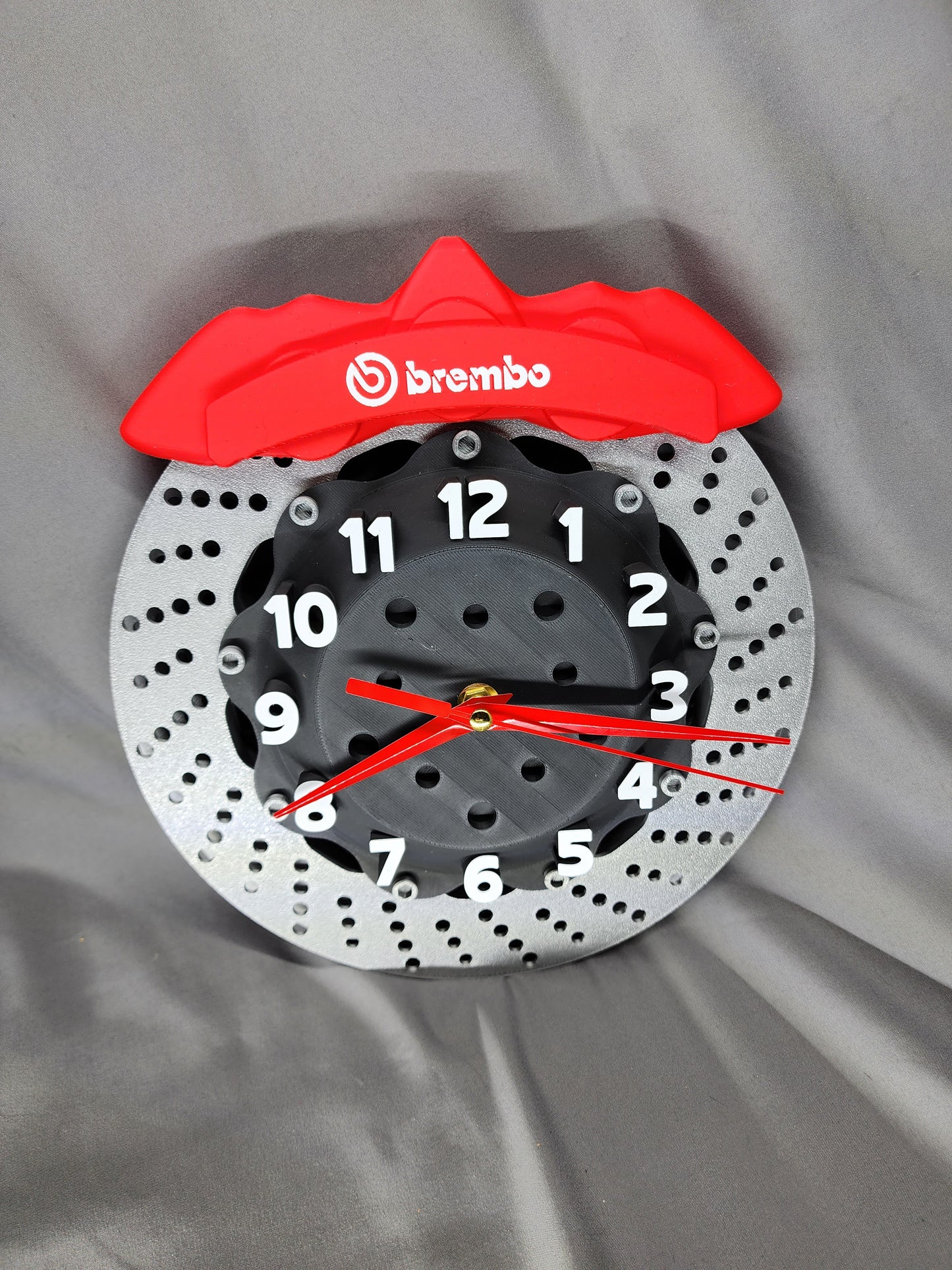 Brake Disc Clock can stop on a dime and keep you on time, perfect for the office of any auto enthusiast