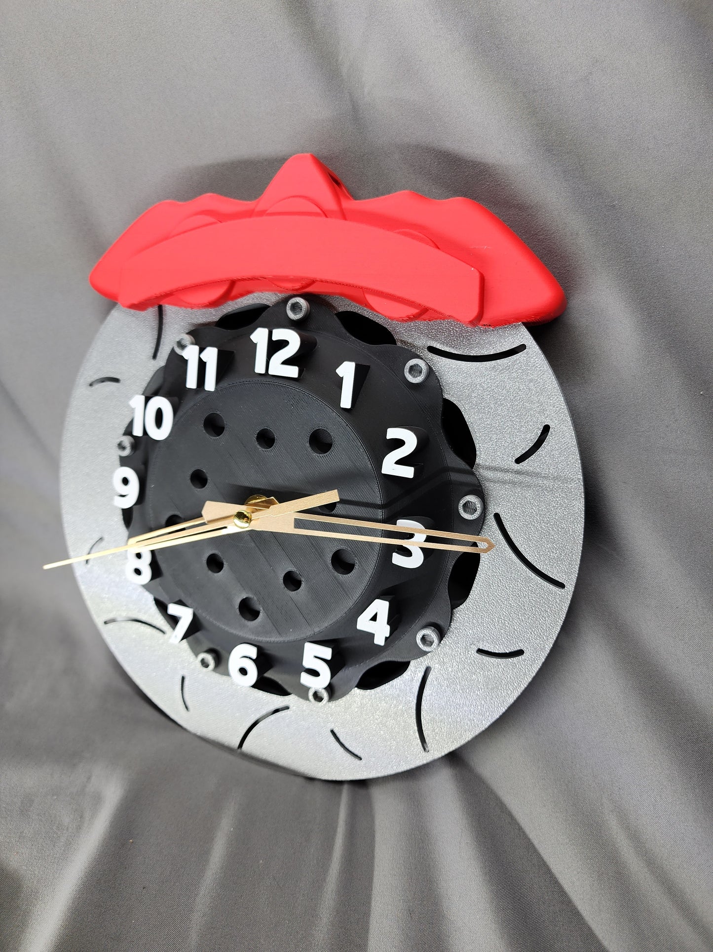 Brake Disc Clock can stop on a dime and keep you on time, perfect for the office of any auto enthusiast