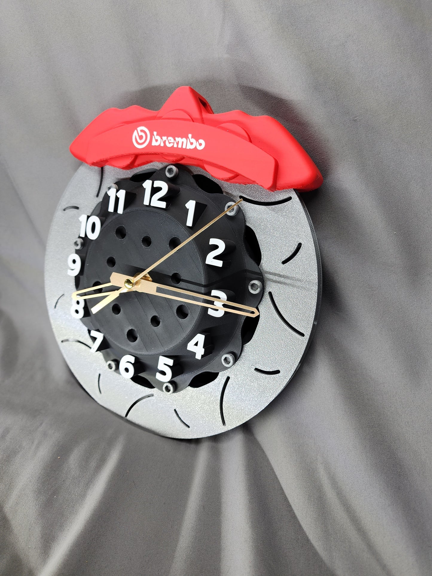 Brake Disc Clock can stop on a dime and keep you on time, perfect for the office of any auto enthusiast