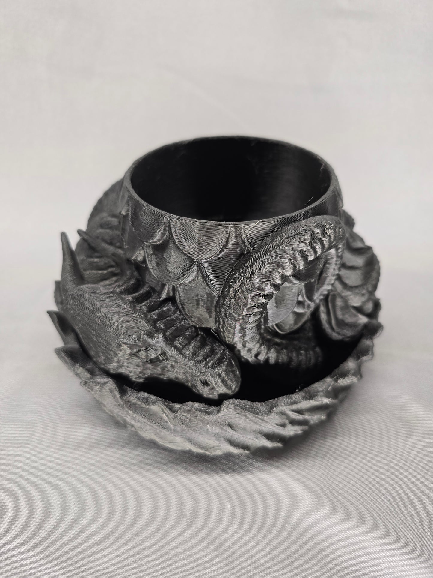 Dragon Plant Pot for your mystical decor