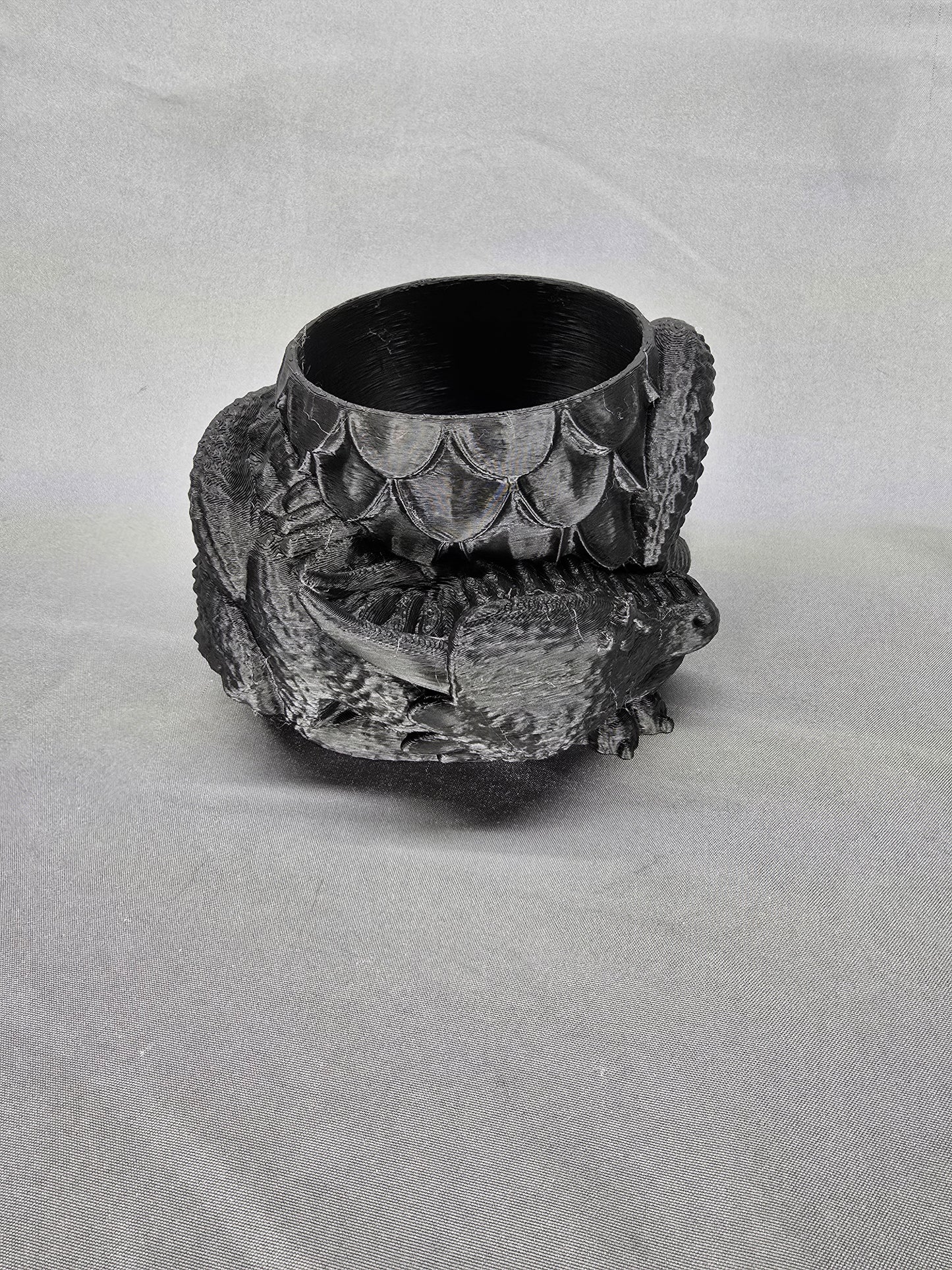 Dragon Plant Pot for your mystical decor