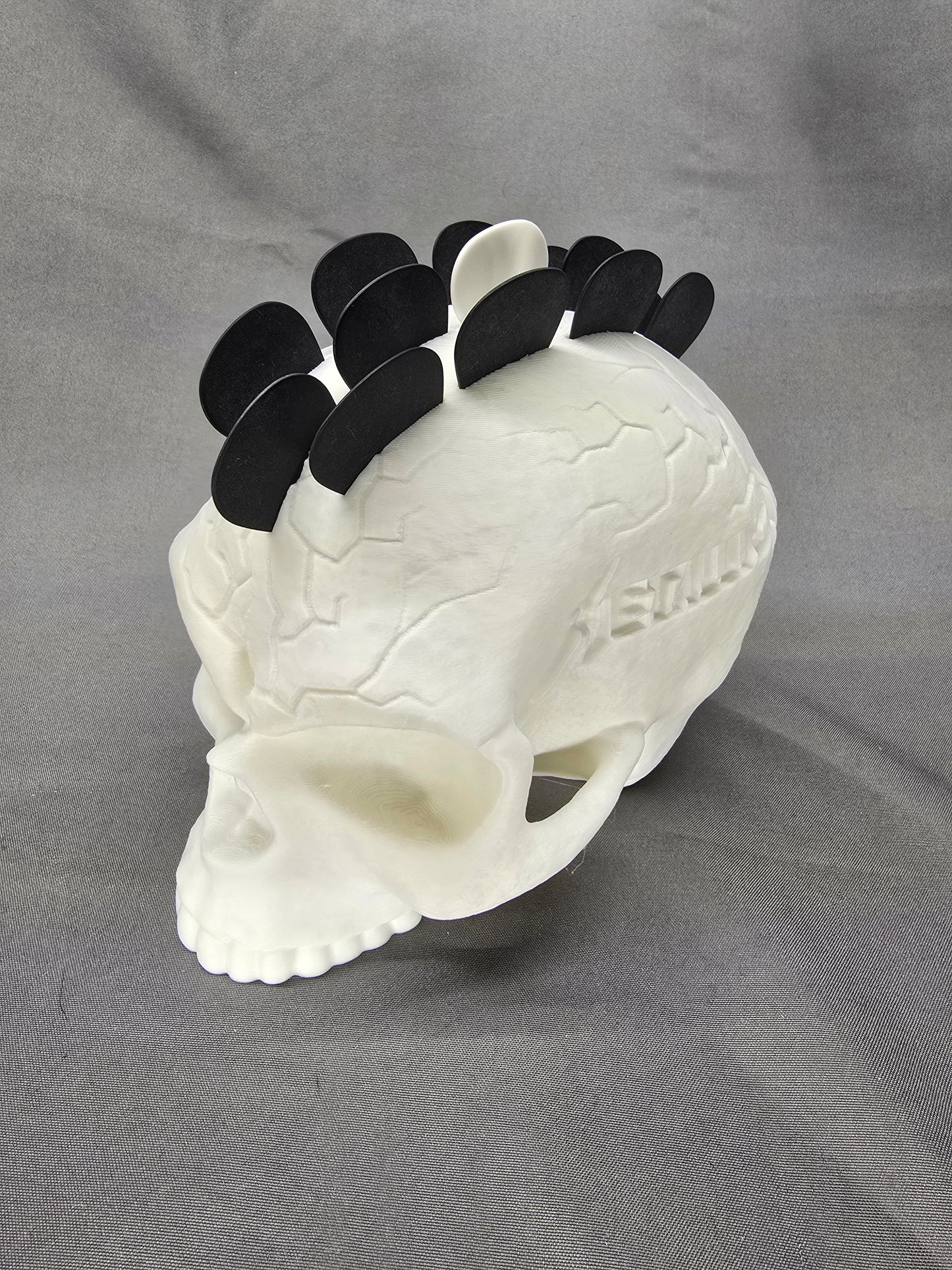 Guitar Pick Mohawk Band Engraved Skull decoration