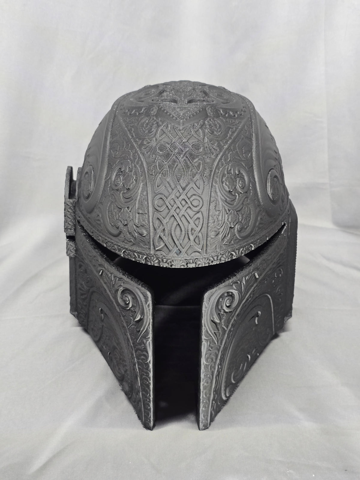 Mercenary M Deluxe Helmet