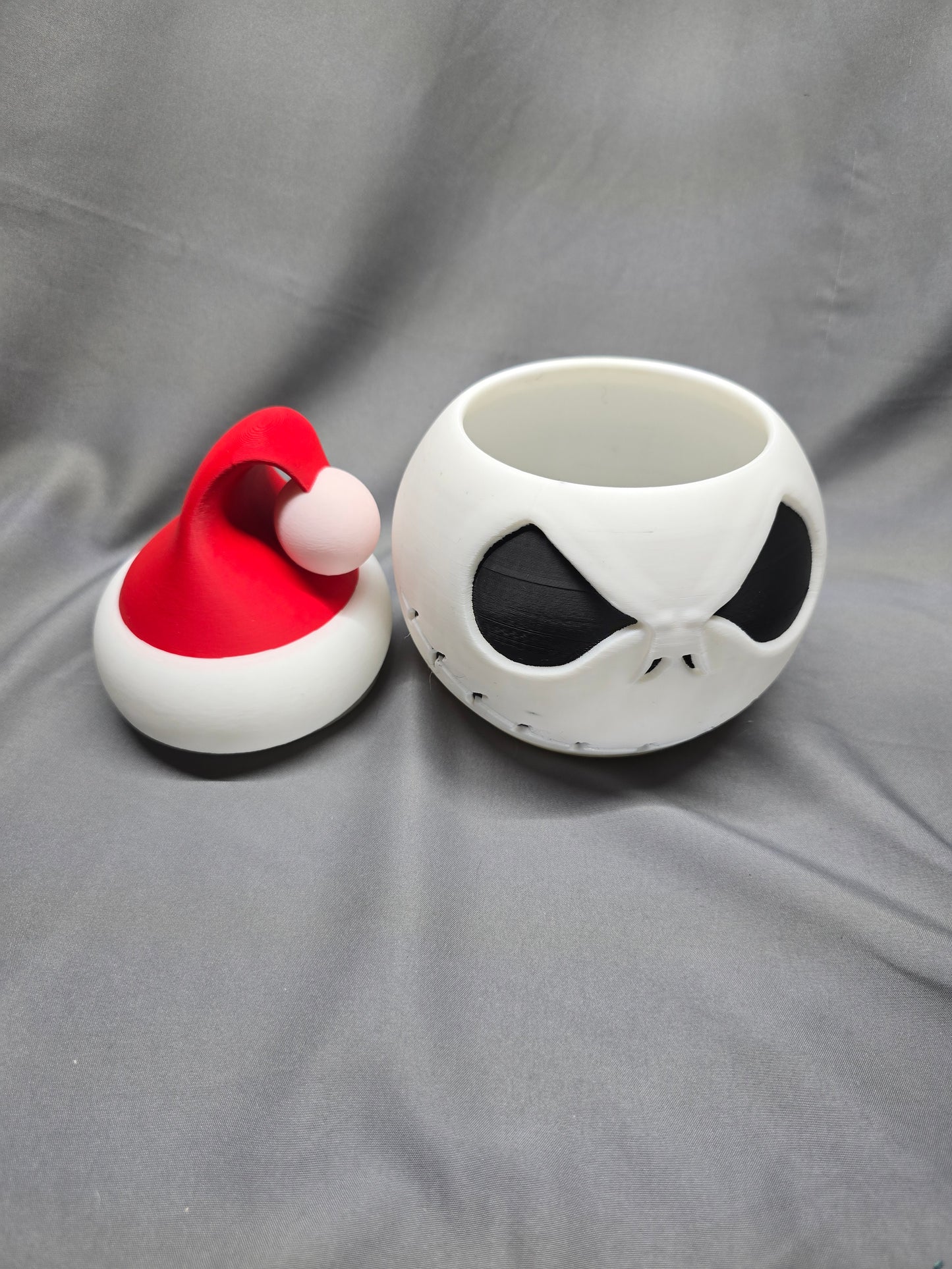 Santa Skeleton Head Bowl